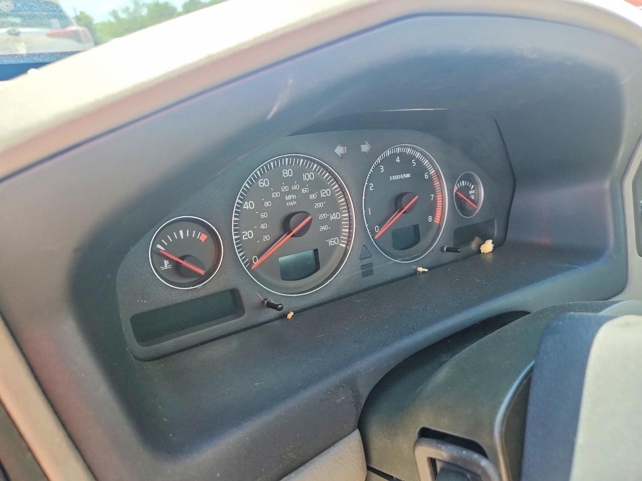 2003 Volvo V70 Бордовый vin: YV1SW61T632310305