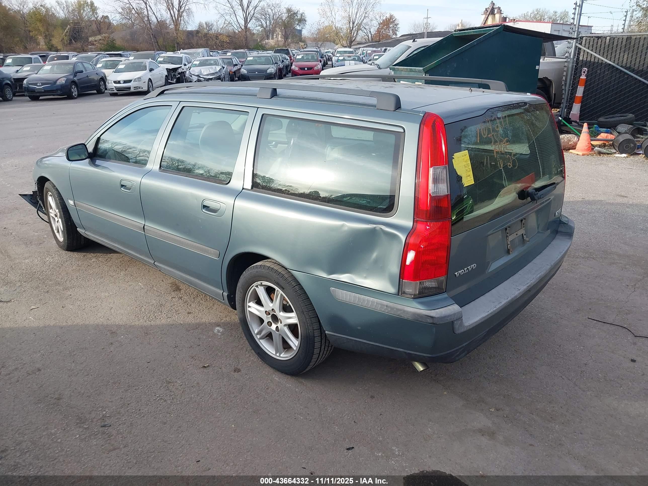 2004 Volvo V70 2.4 Teal vin: YV1SW61T842419883
