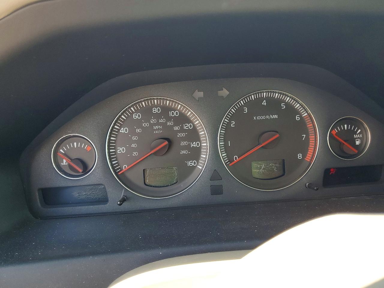 2004 Volvo V70 Бежевый vin: YV1SW61TX42383288