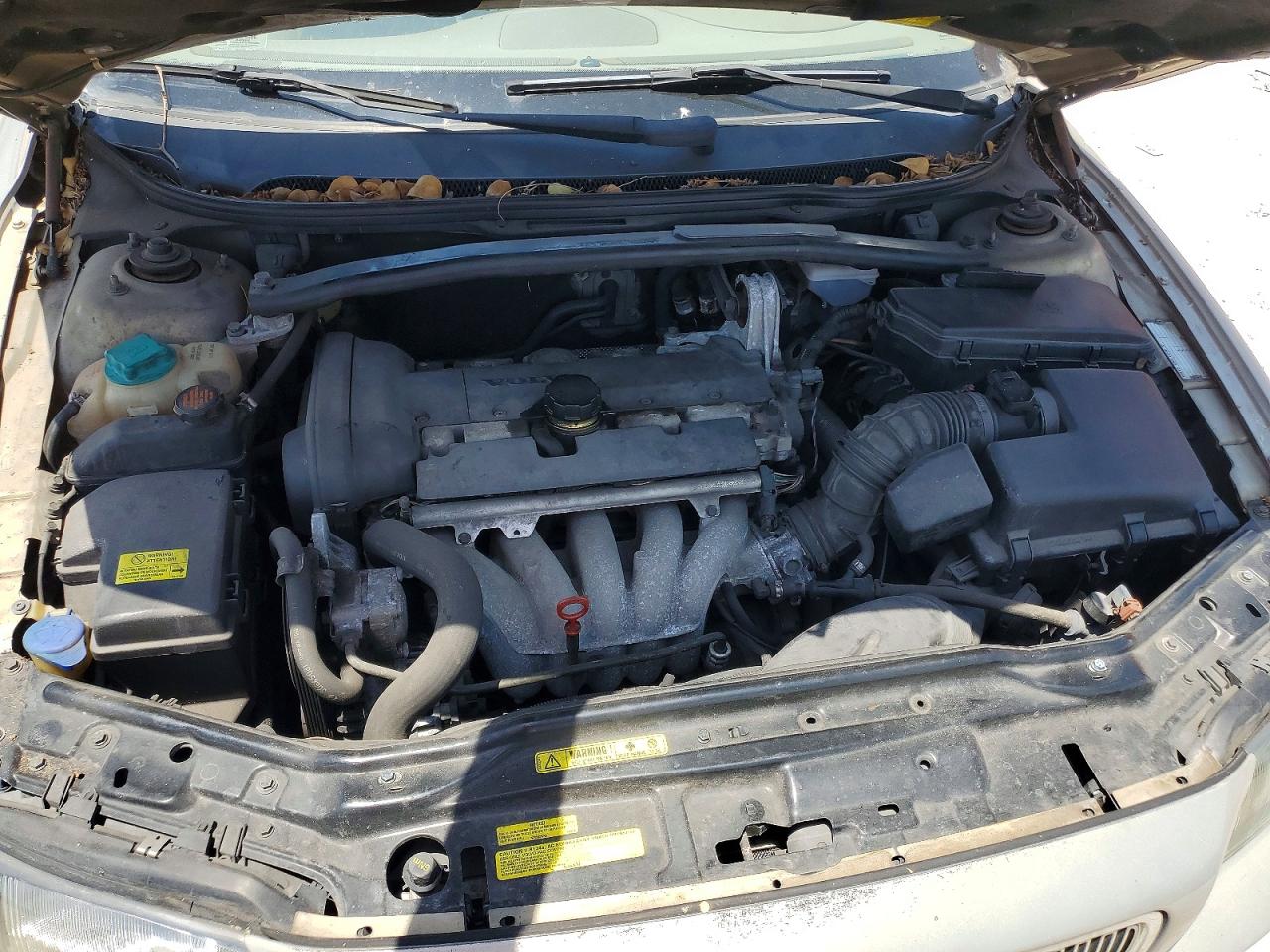 2004 Volvo V70 Бежевый vin: YV1SW61TX42383288