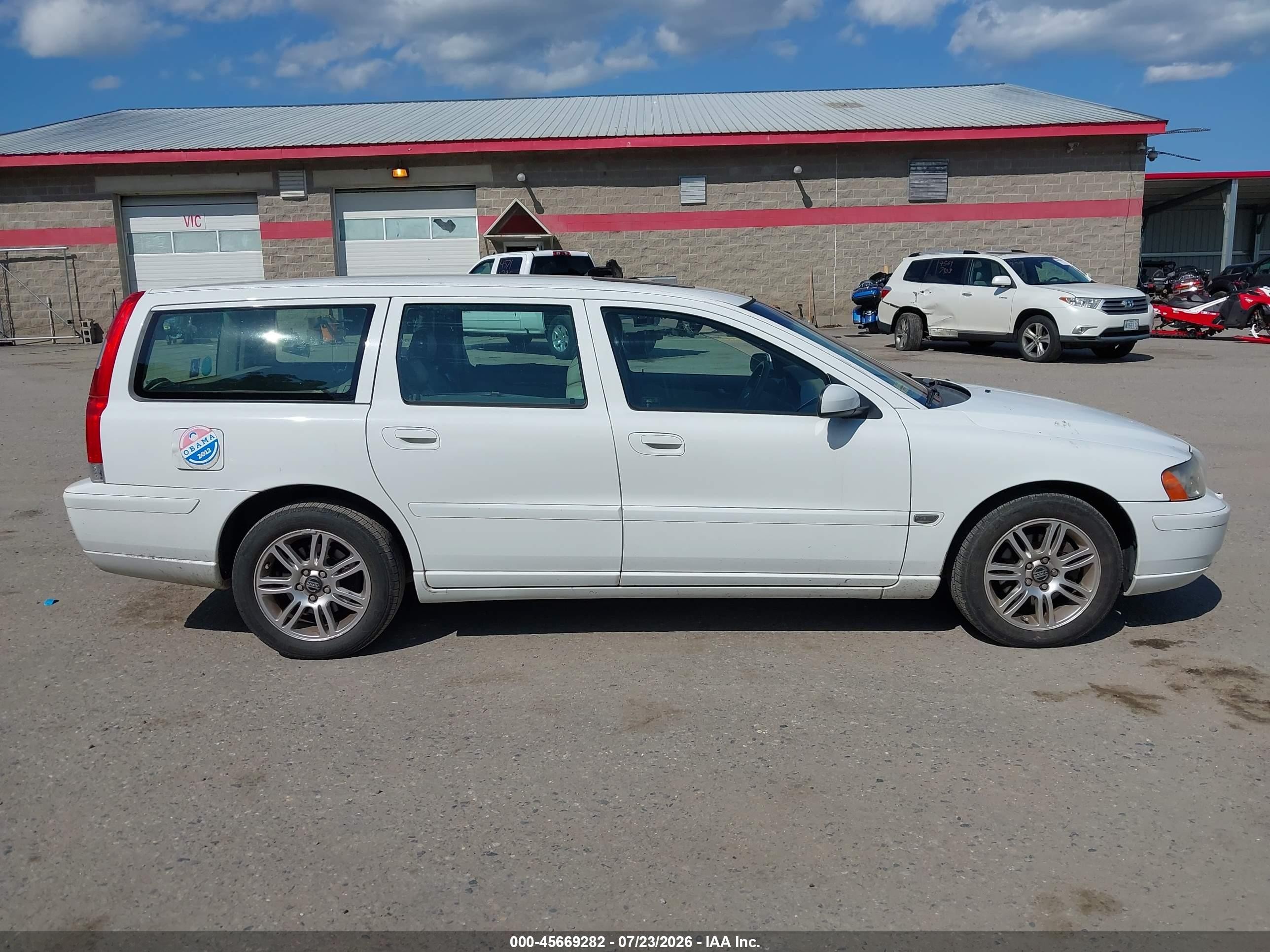 2006 Volvo V70 2.4 White vin: YV1SW640162550271