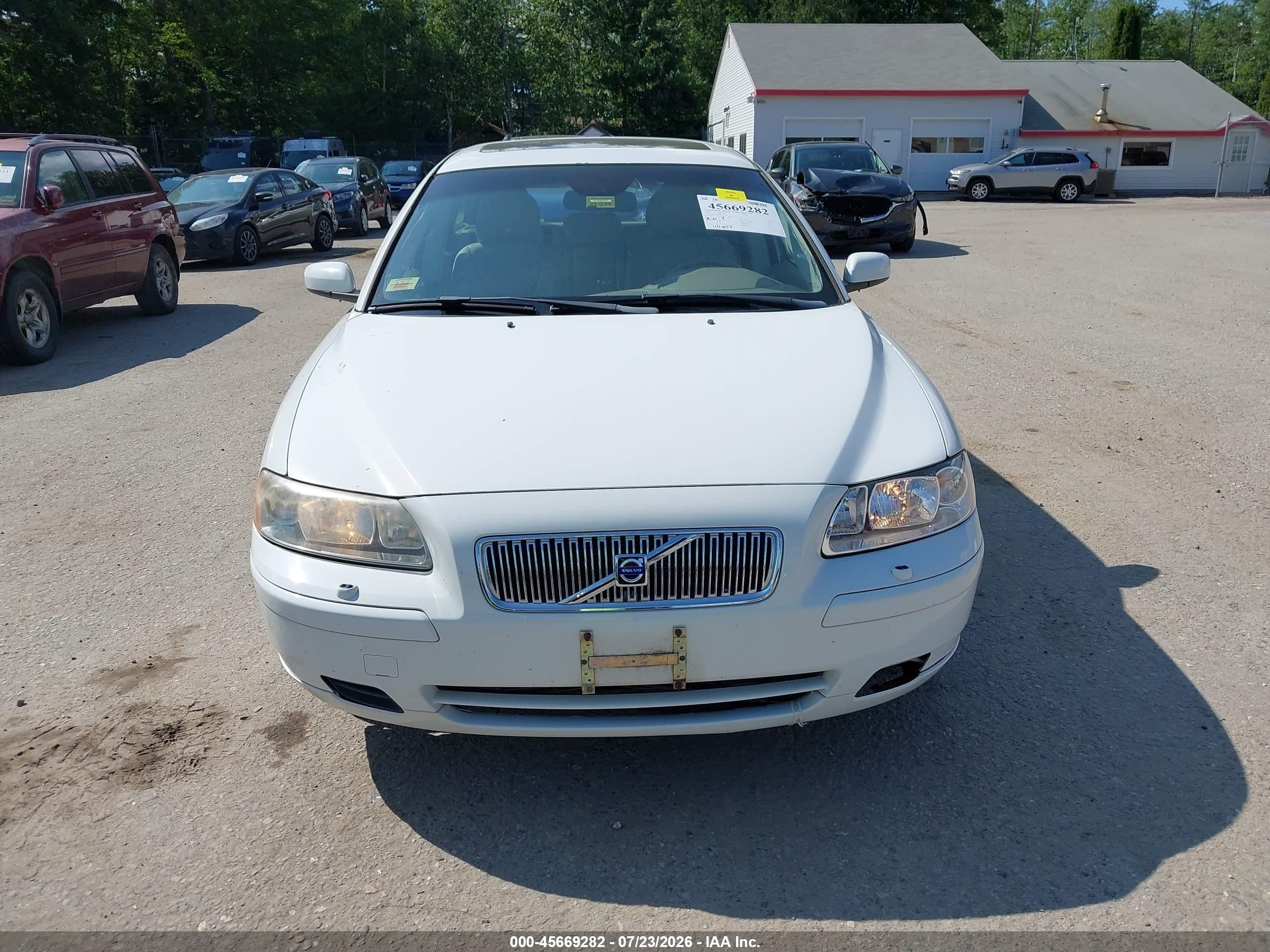 2006 Volvo V70 2.4 White vin: YV1SW640162550271