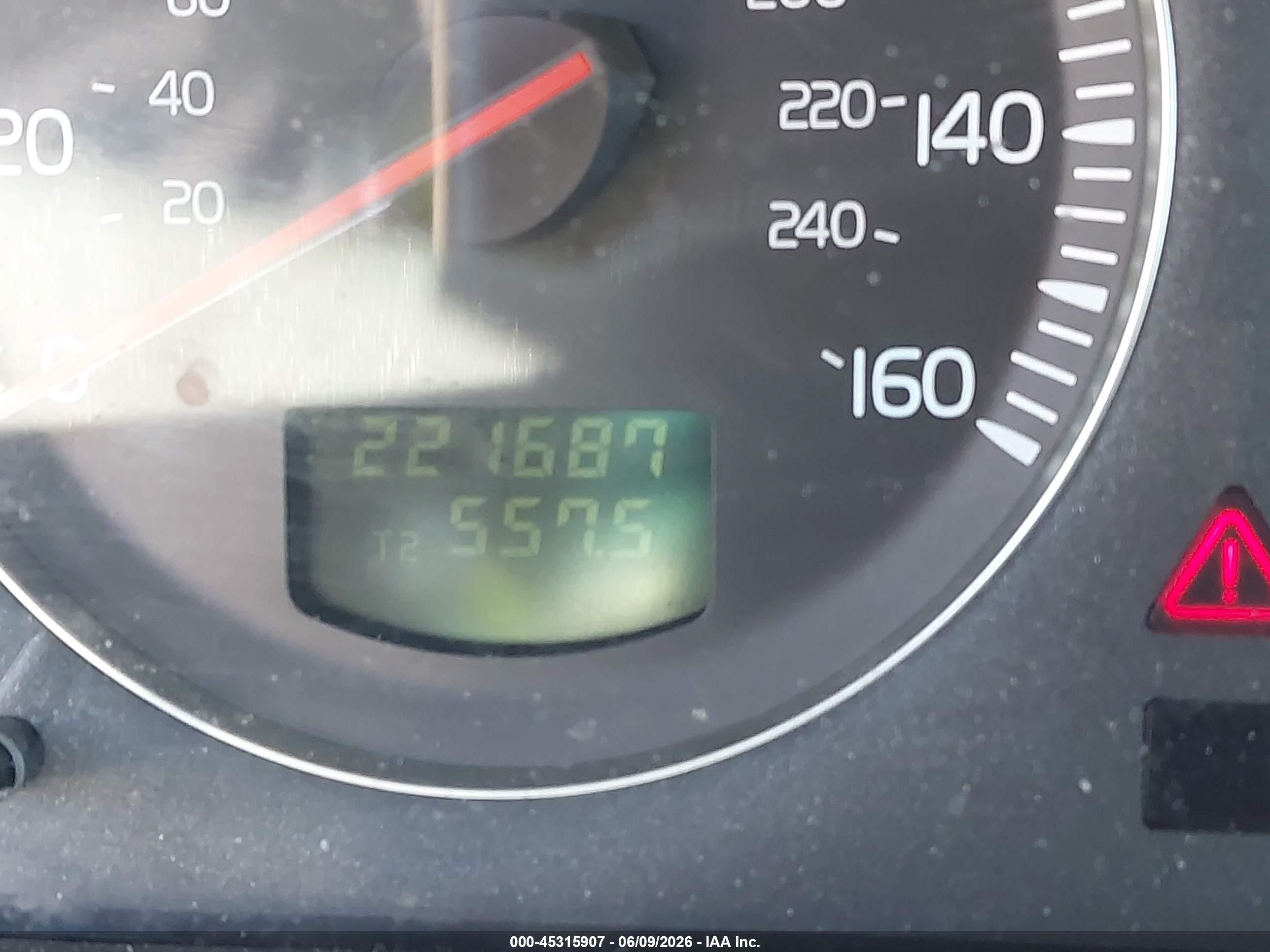 2004 Volvo V70 2.4 White vin: YV1SW64A142362596