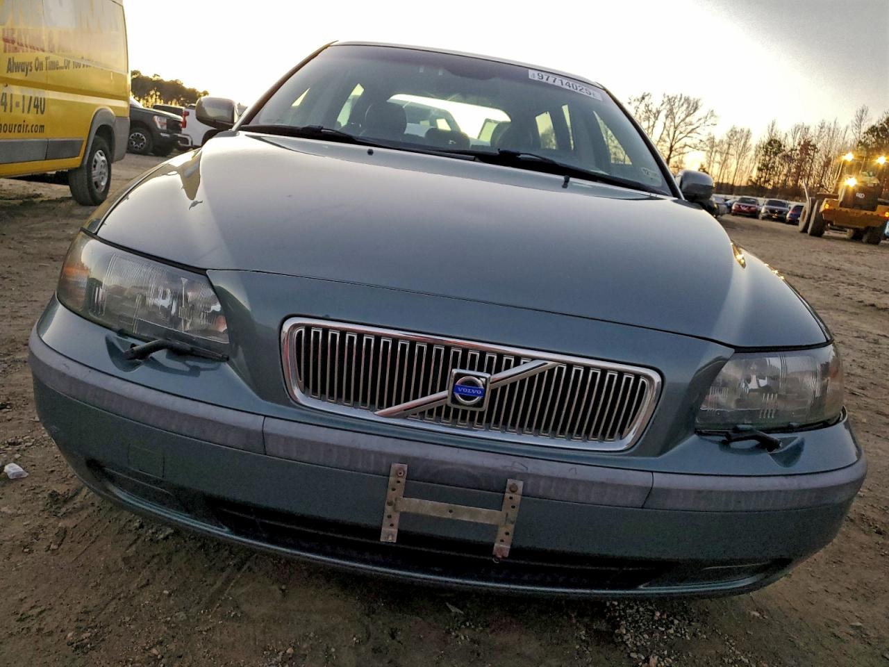 2004 Volvo V70 Gray vin: YV1SW64A642413106