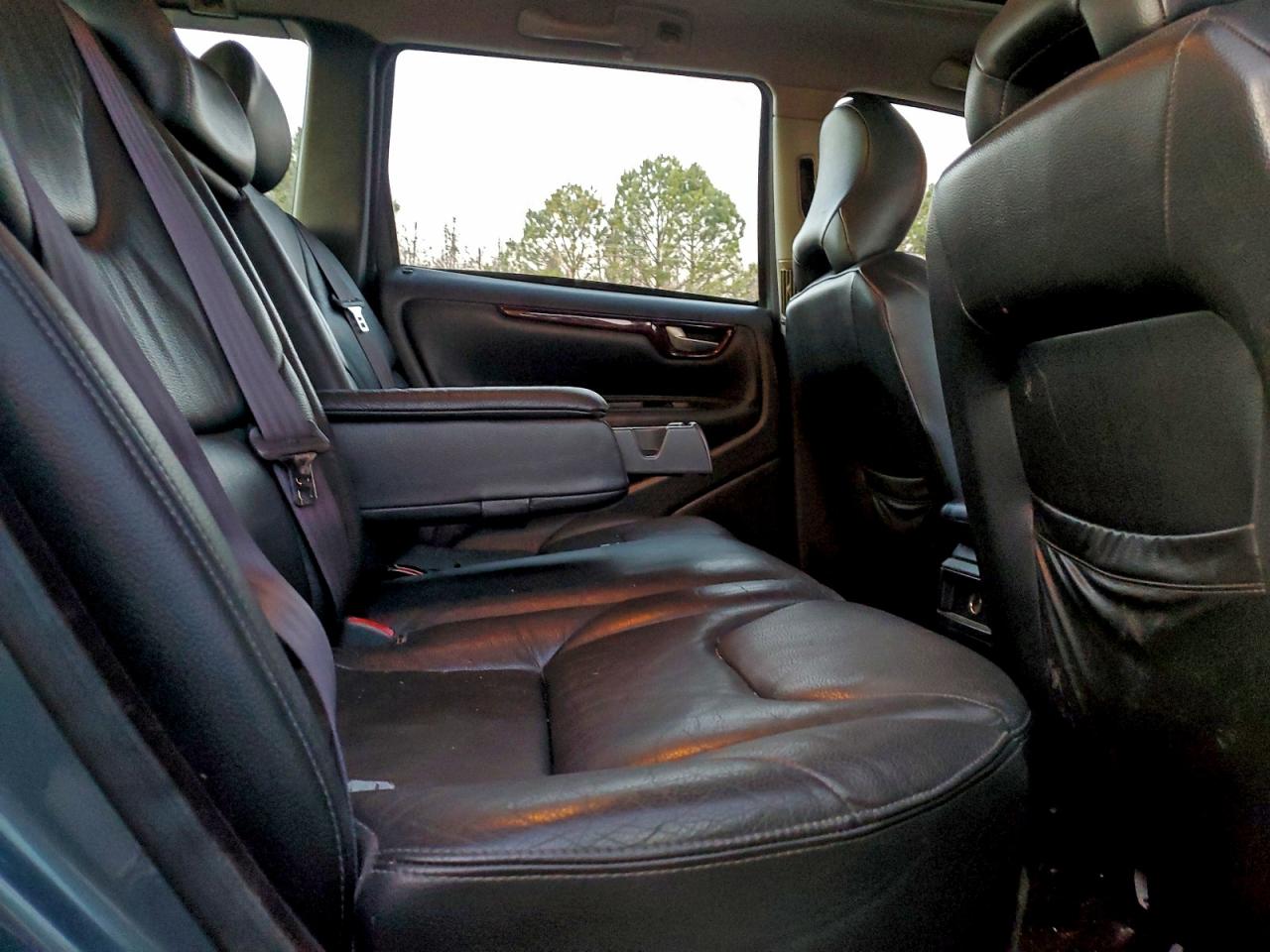2004 Volvo V70 Gray vin: YV1SW64A642413106