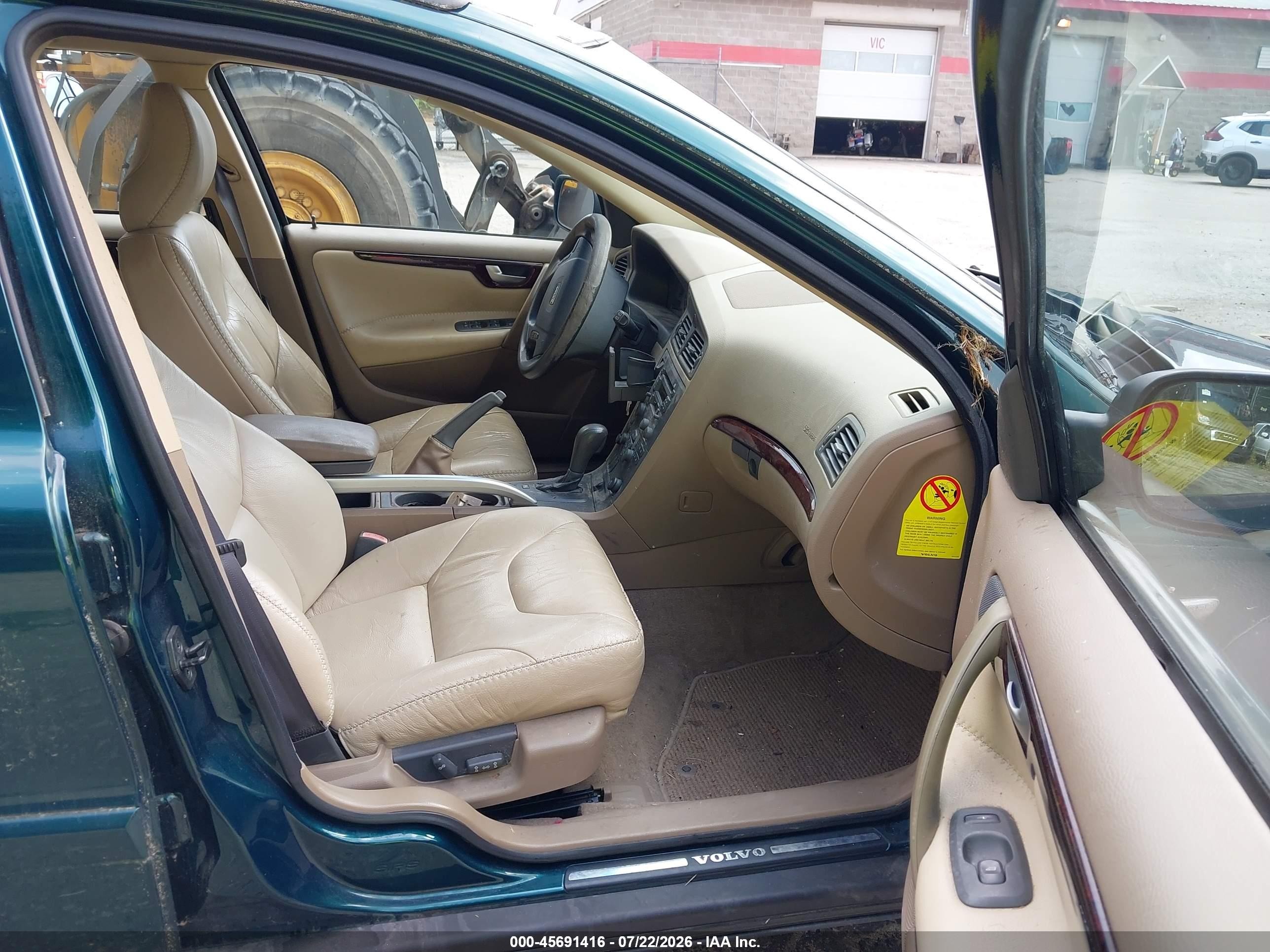 2002 Volvo V70 Xc Green vin: YV1SZ58D121053073
