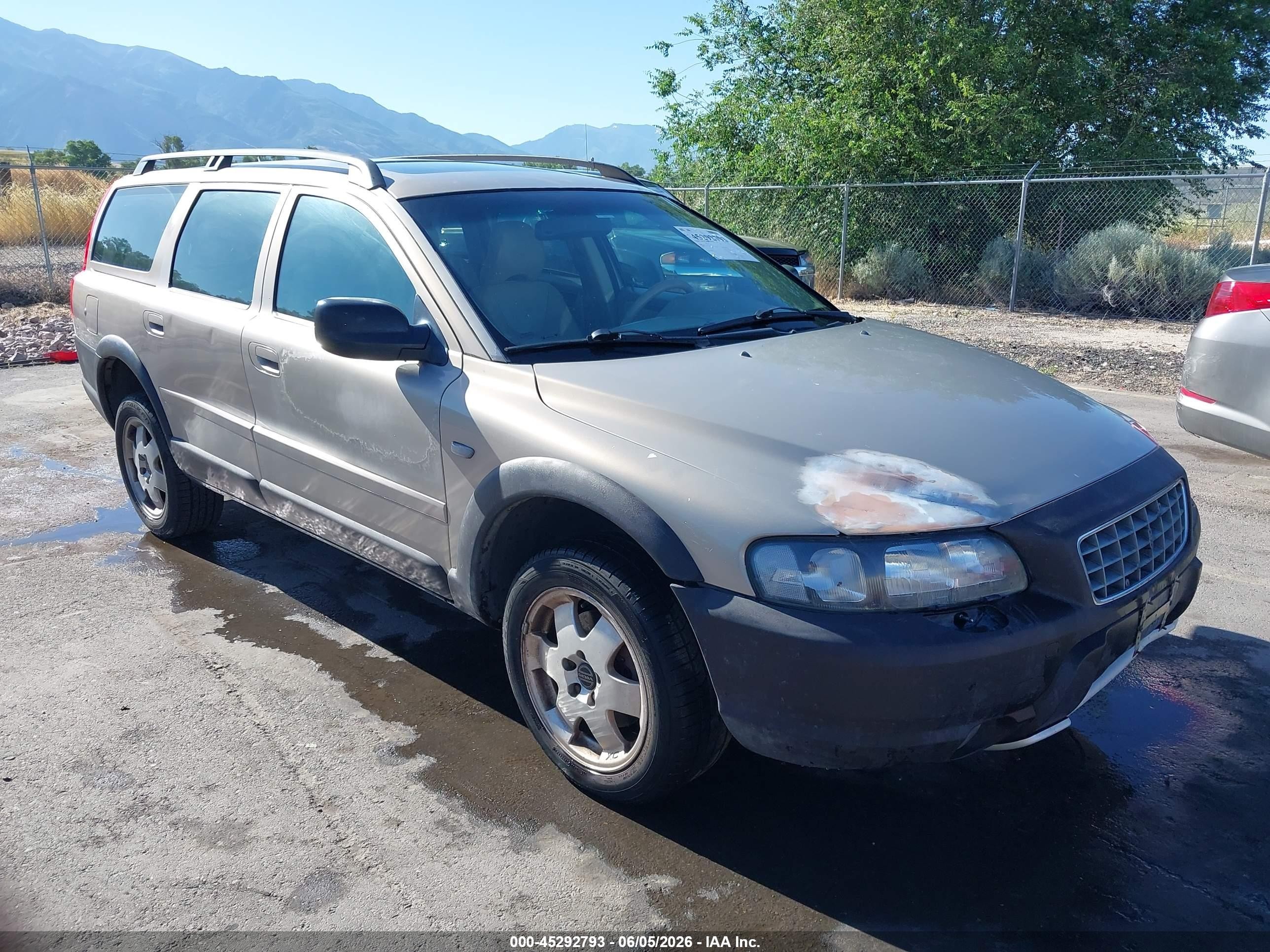 2001 Volvo V70 Xc Gray vin: YV1SZ58D211031517