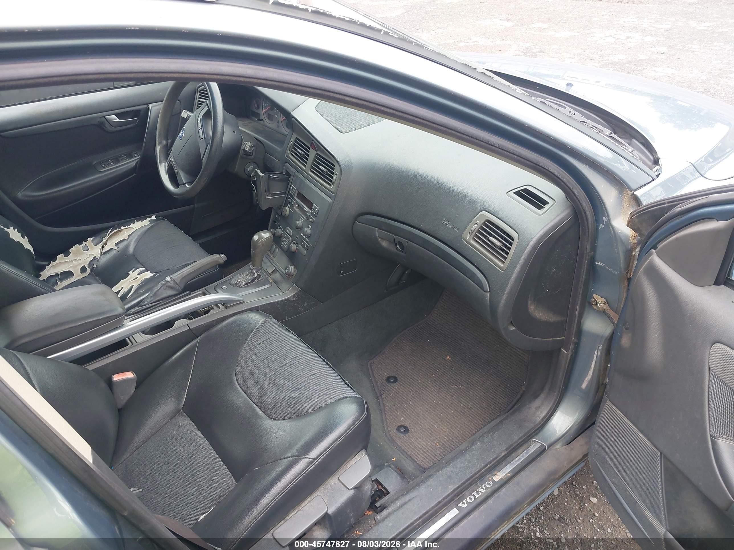 2001 Volvo V70 Xc Light Blue vin: YV1SZ58D211042453