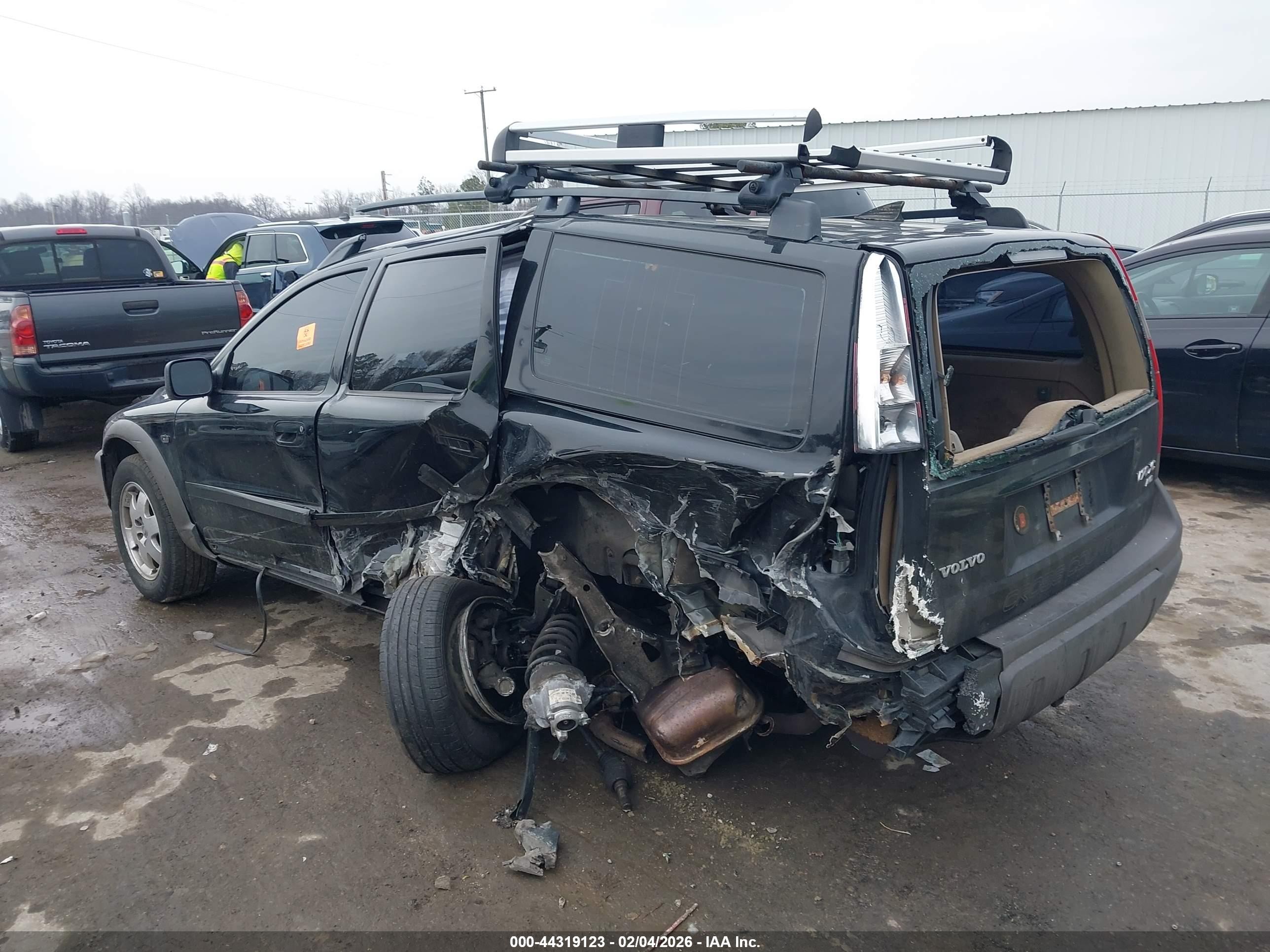 2002 Volvo V70 Xc Черный vin: YV1SZ58D421076878