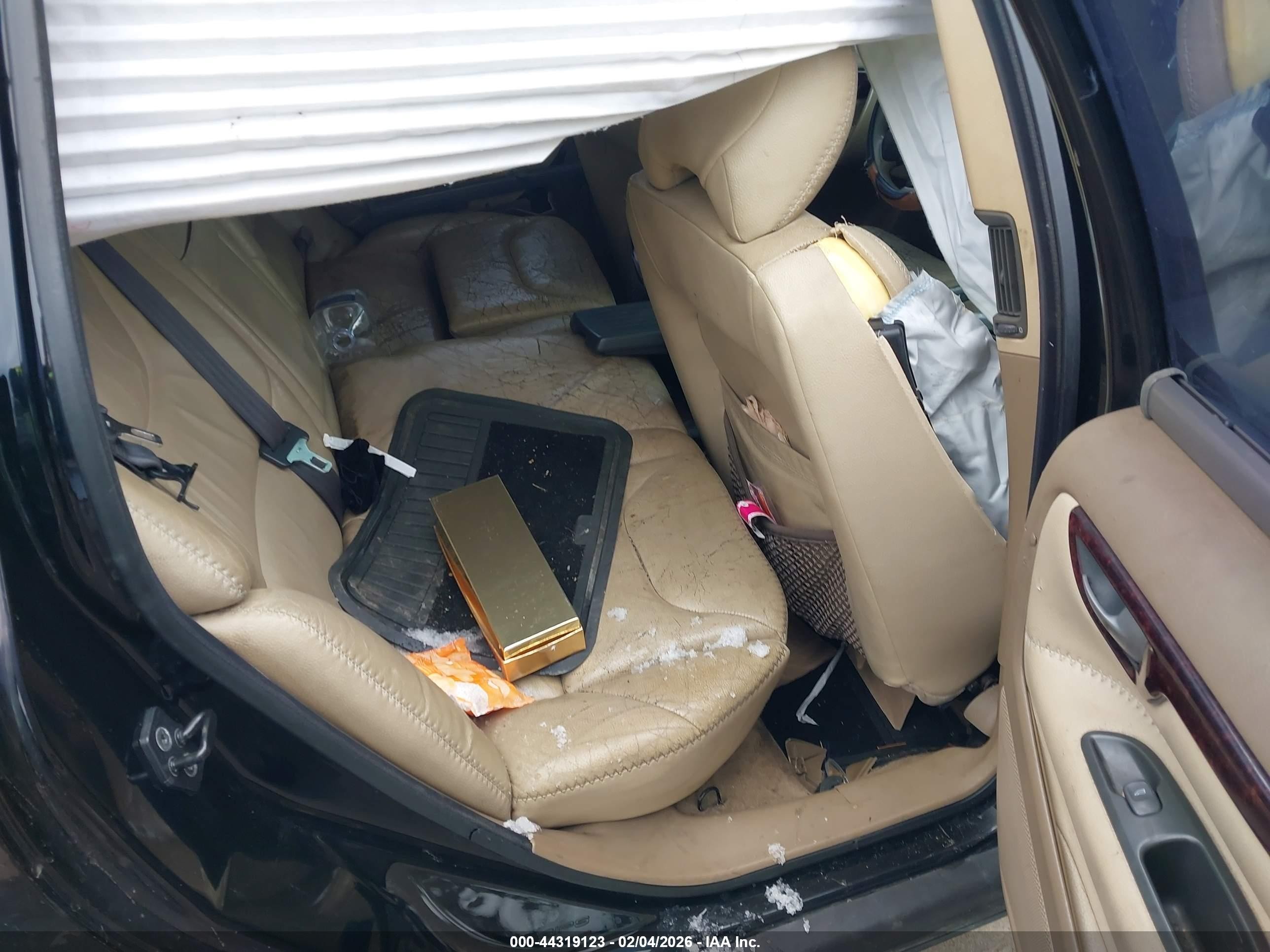 2002 Volvo V70 Xc Черный vin: YV1SZ58D421076878