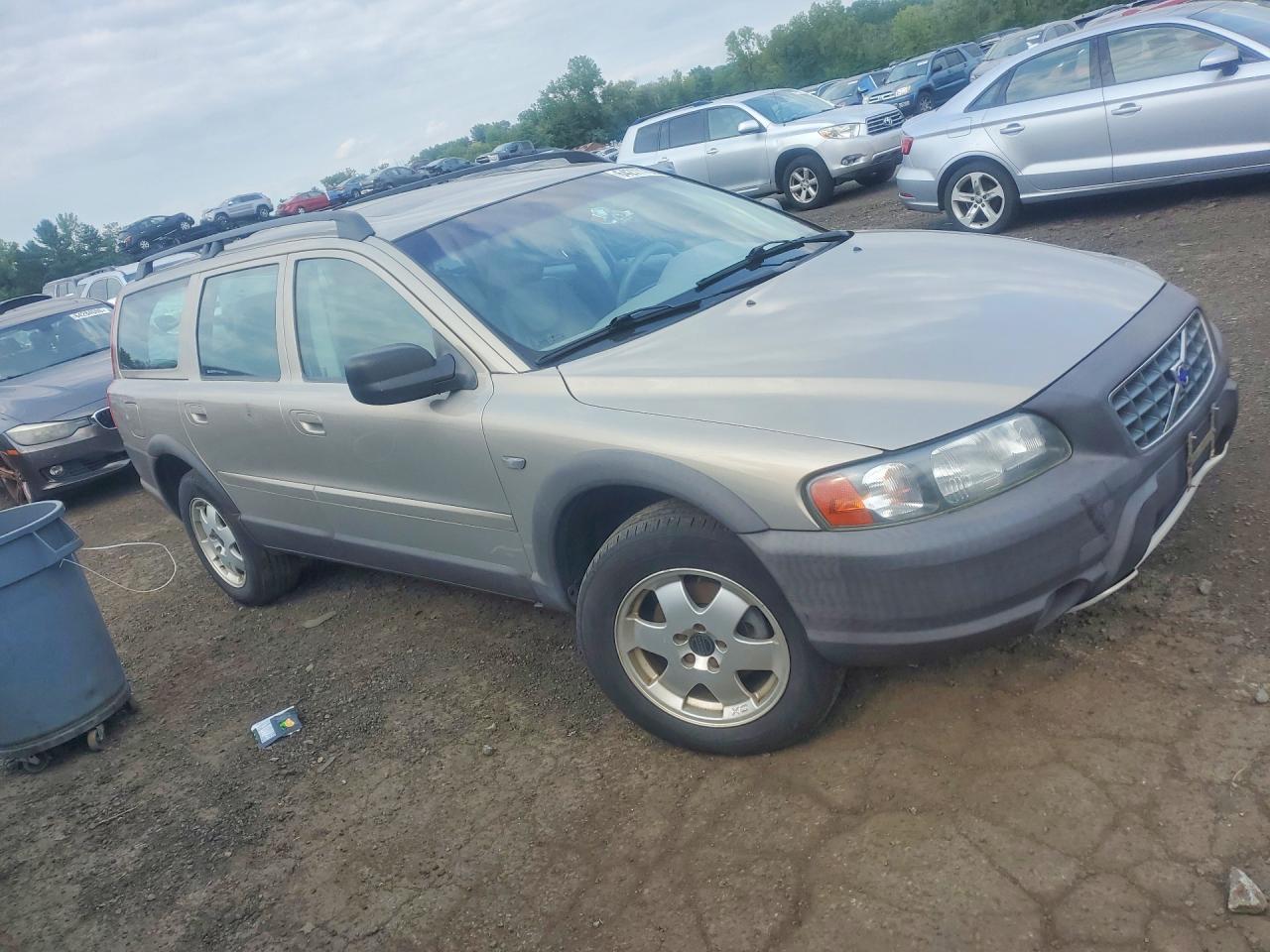2001 Volvo V70 Xc Tan vin: YV1SZ58D511019166