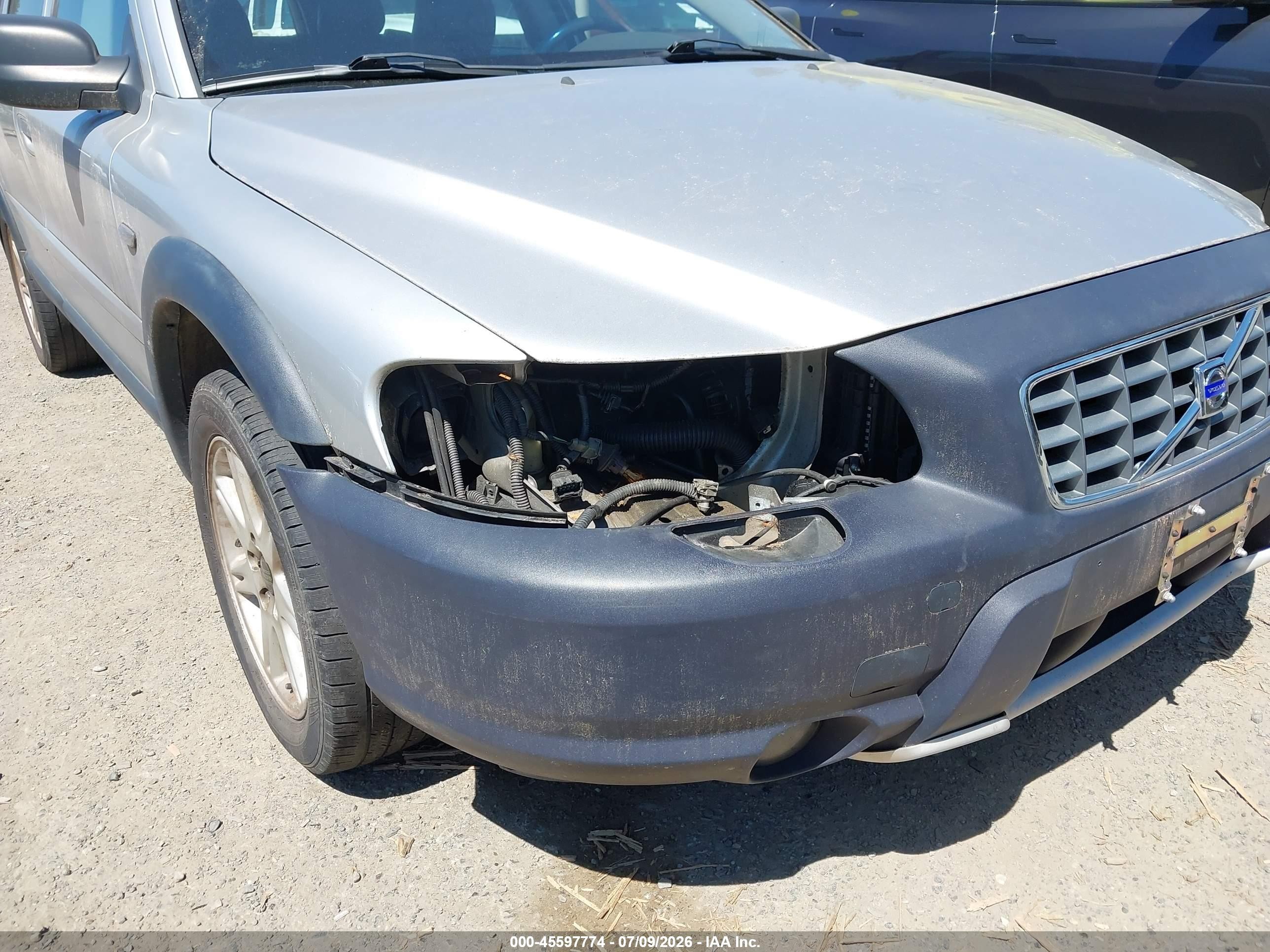 2002 Volvo V70 Xc Silver vin: YV1SZ58D521068854
