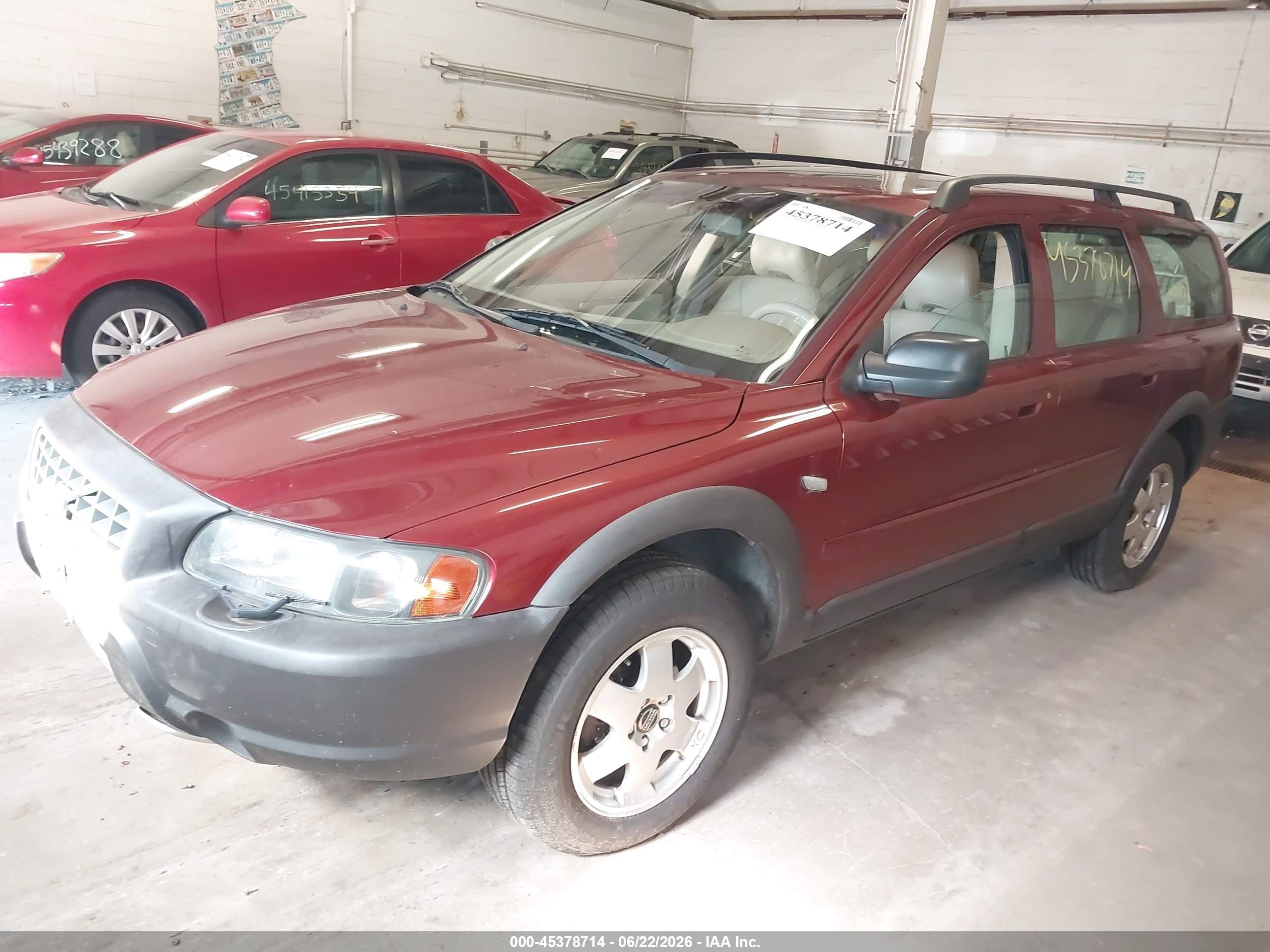 2001 Volvo V70 Xc Red vin: YV1SZ58D611003073