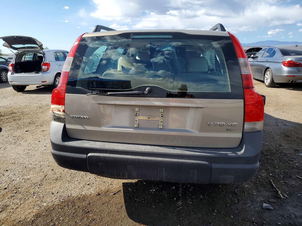 2001 Volvo V70 Xc Коричневый vin: YV1SZ58D611023467