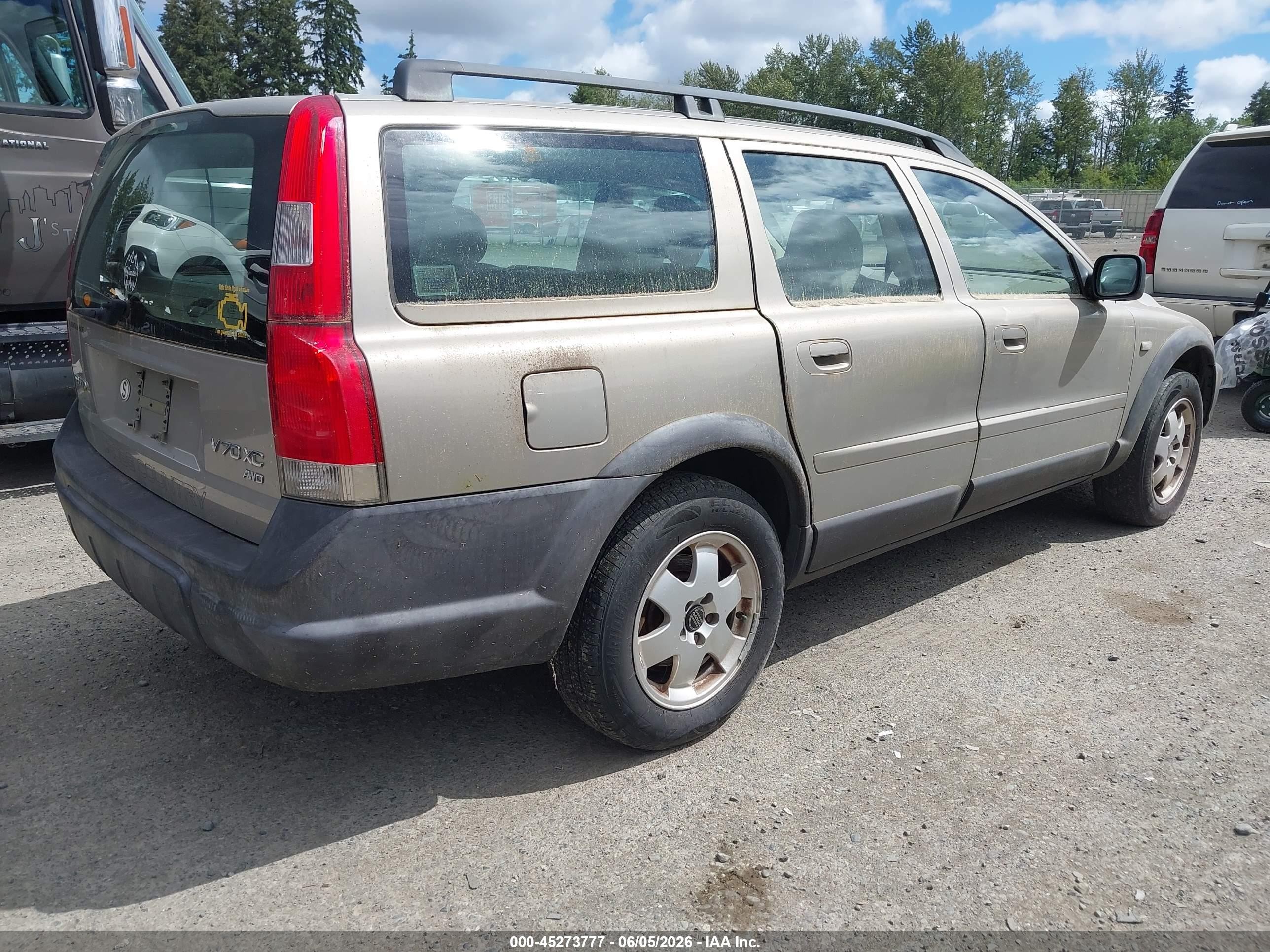 2001 Volvo V70 Xc Gold vin: YV1SZ58DX11008325