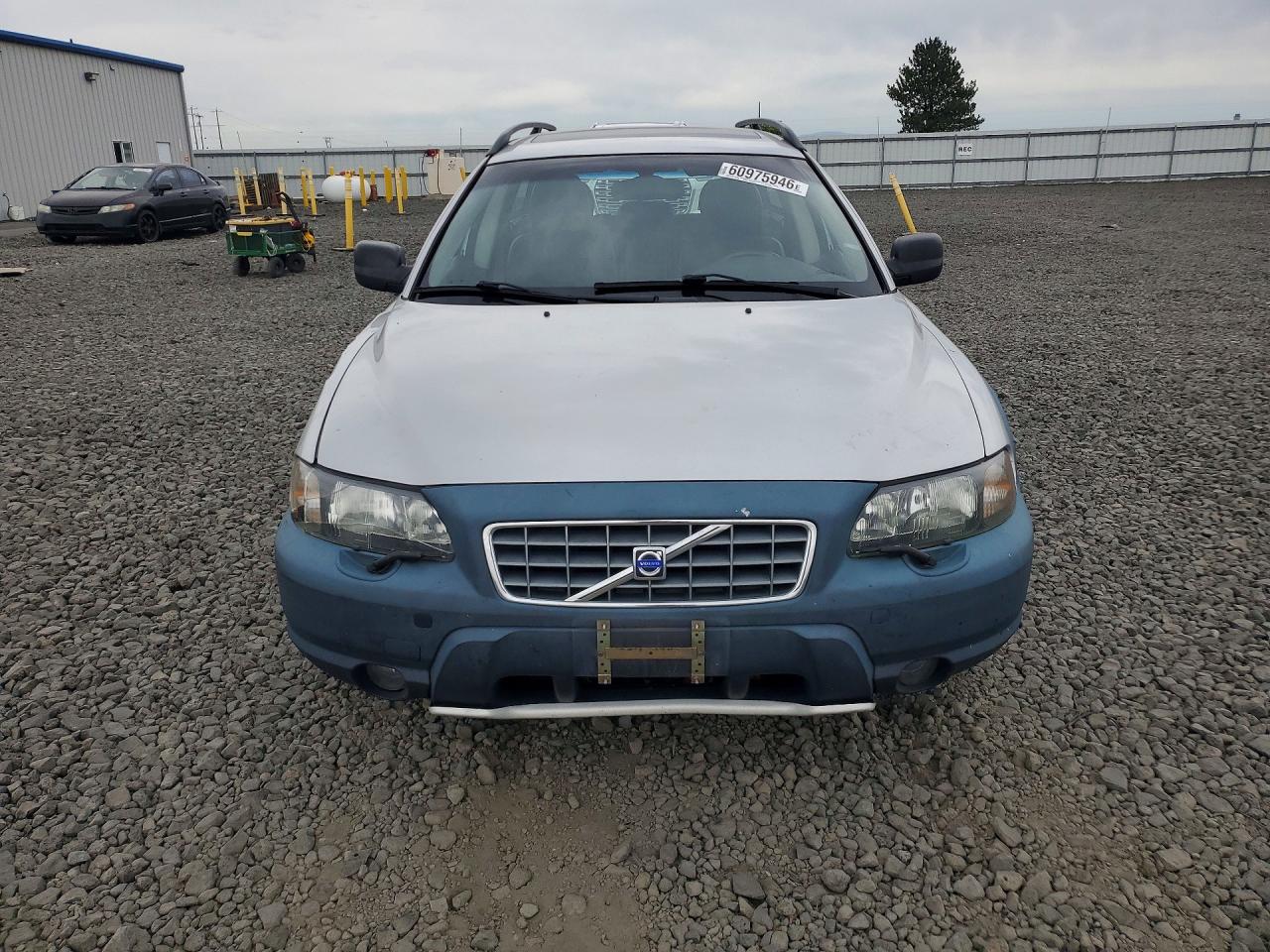 2002 Volvo V70 Xc Gray vin: YV1SZ58DX21072365