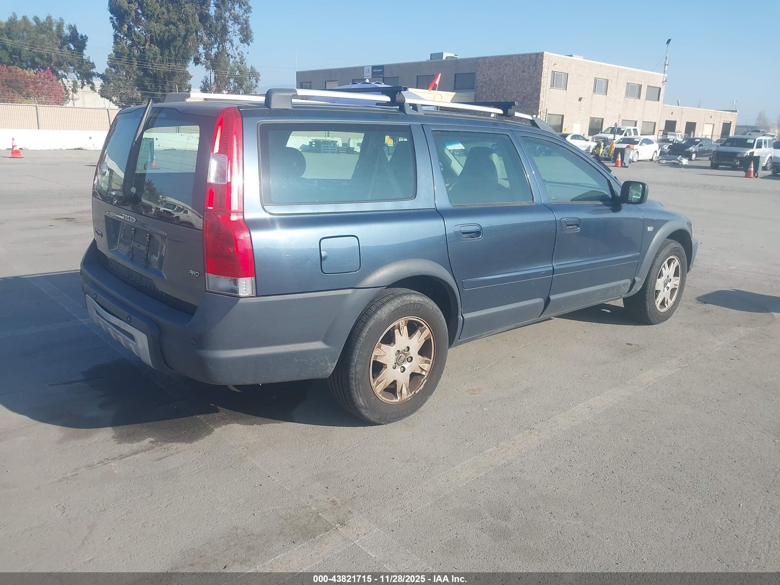 2005 Volvo Xc70 2.5t Awd Blue vin: YV1SZ592051193830