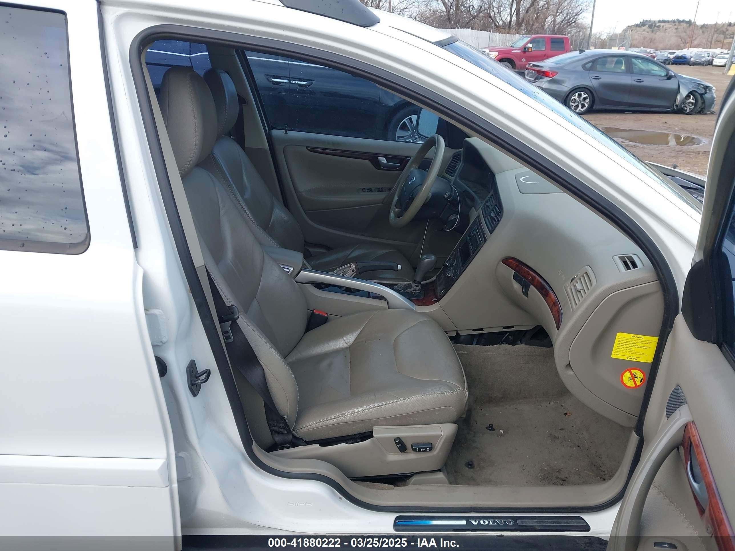 2005 Volvo Xc70 2.5t Awd Серебряный vin: YV1SZ592151173263