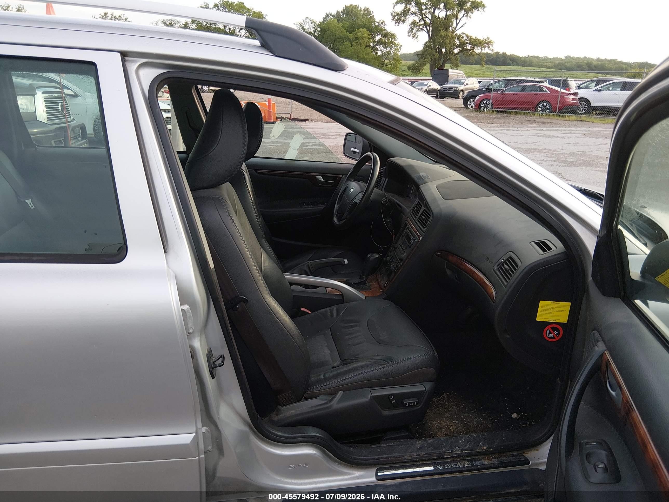 2005 Volvo Xc70 2.5t A Awd/2.5t A Awd Sr Silver vin: YV1SZ592651198949