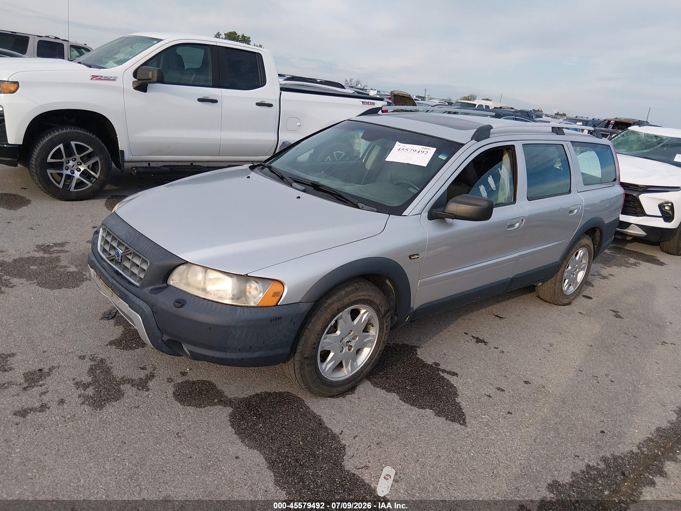 2005 Volvo Xc70 2.5t A Awd/2.5t A Awd Sr Silver vin: YV1SZ592651198949