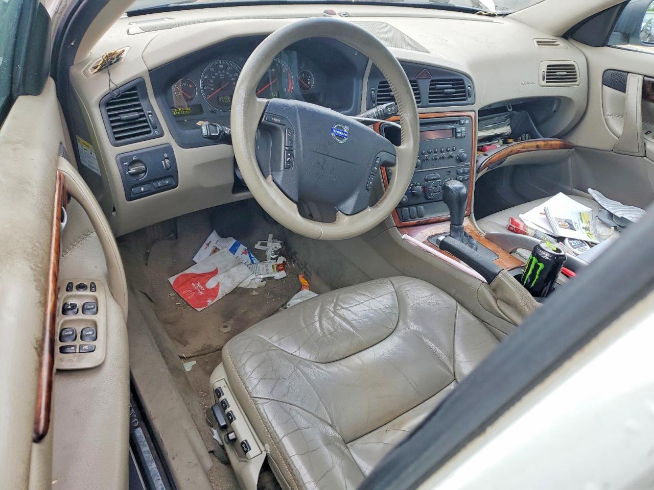 2005 Volvo Xc70 White vin: YV1SZ592751186681