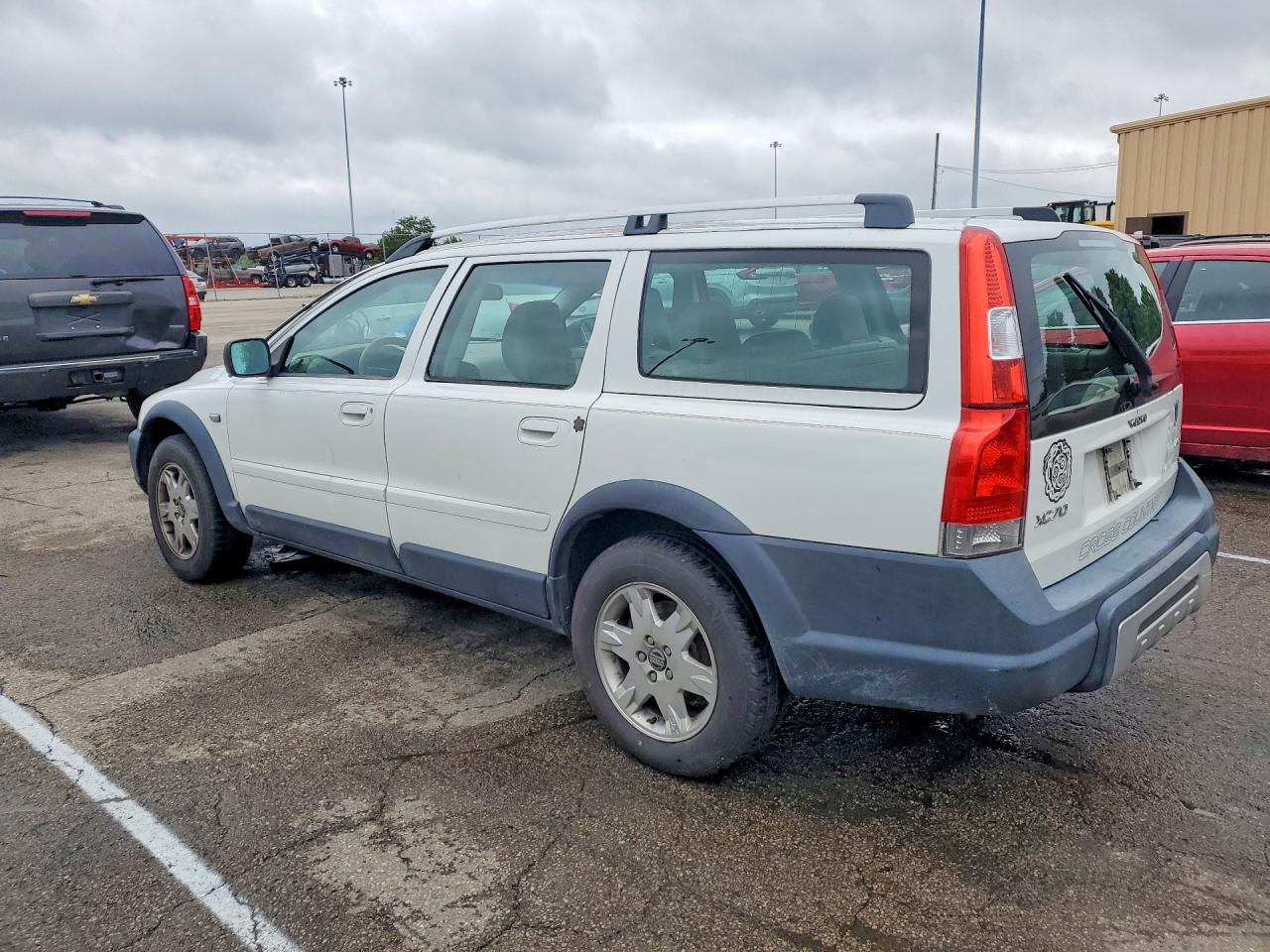 2005 Volvo Xc70 White vin: YV1SZ592751186681
