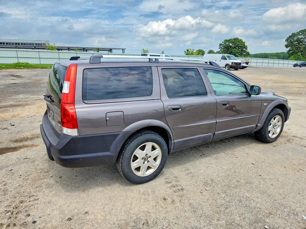 2005 Volvo Xc70 Gray vin: YV1SZ592851179089