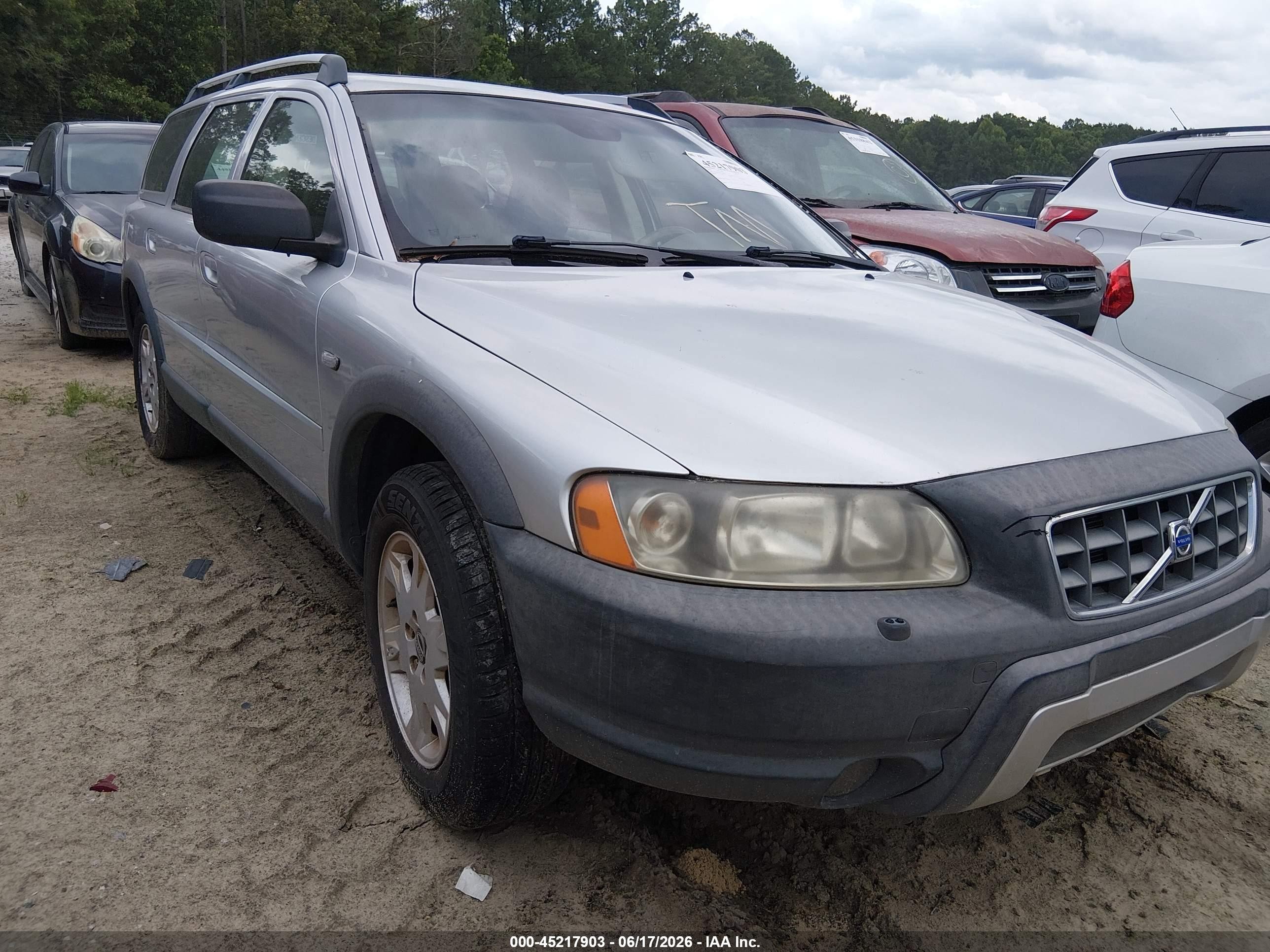 2005 Volvo Xc70 2.5t Awd Silver vin: YV1SZ592851205027