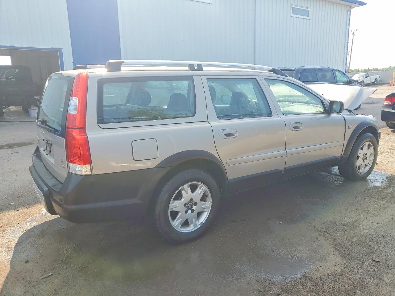 2005 Volvo Xc70 Gold vin: YV1SZ592951182759