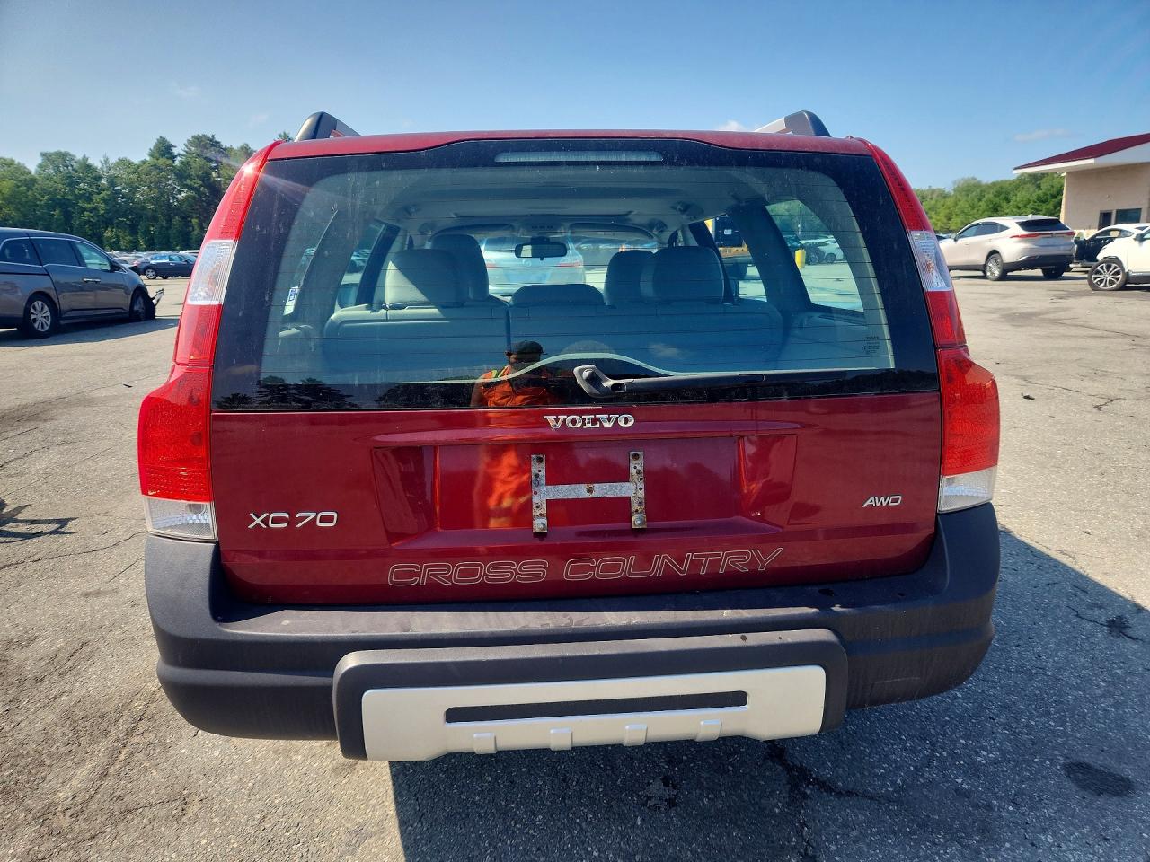 2005 Volvo Xc70 Maroon vin: YV1SZ592951196967