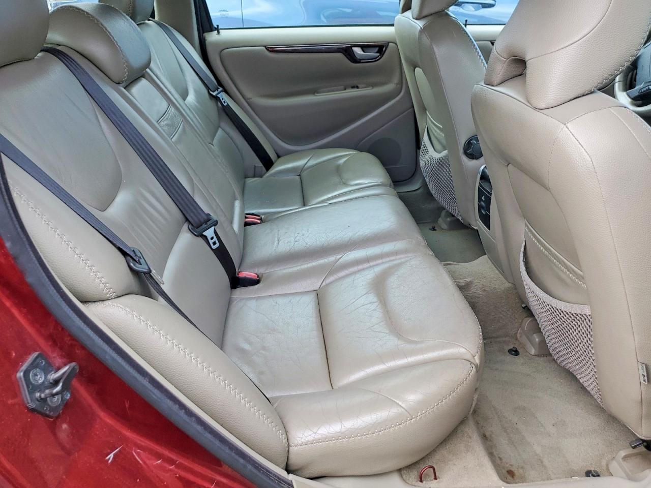 2005 Volvo Xc70 Maroon vin: YV1SZ592951196967