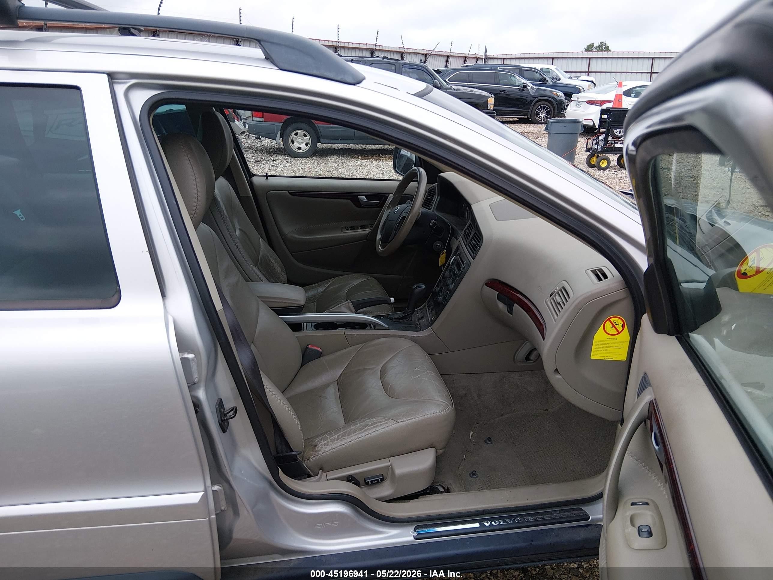 2004 Volvo Xc70 2.5t Silver vin: YV1SZ59H041142136