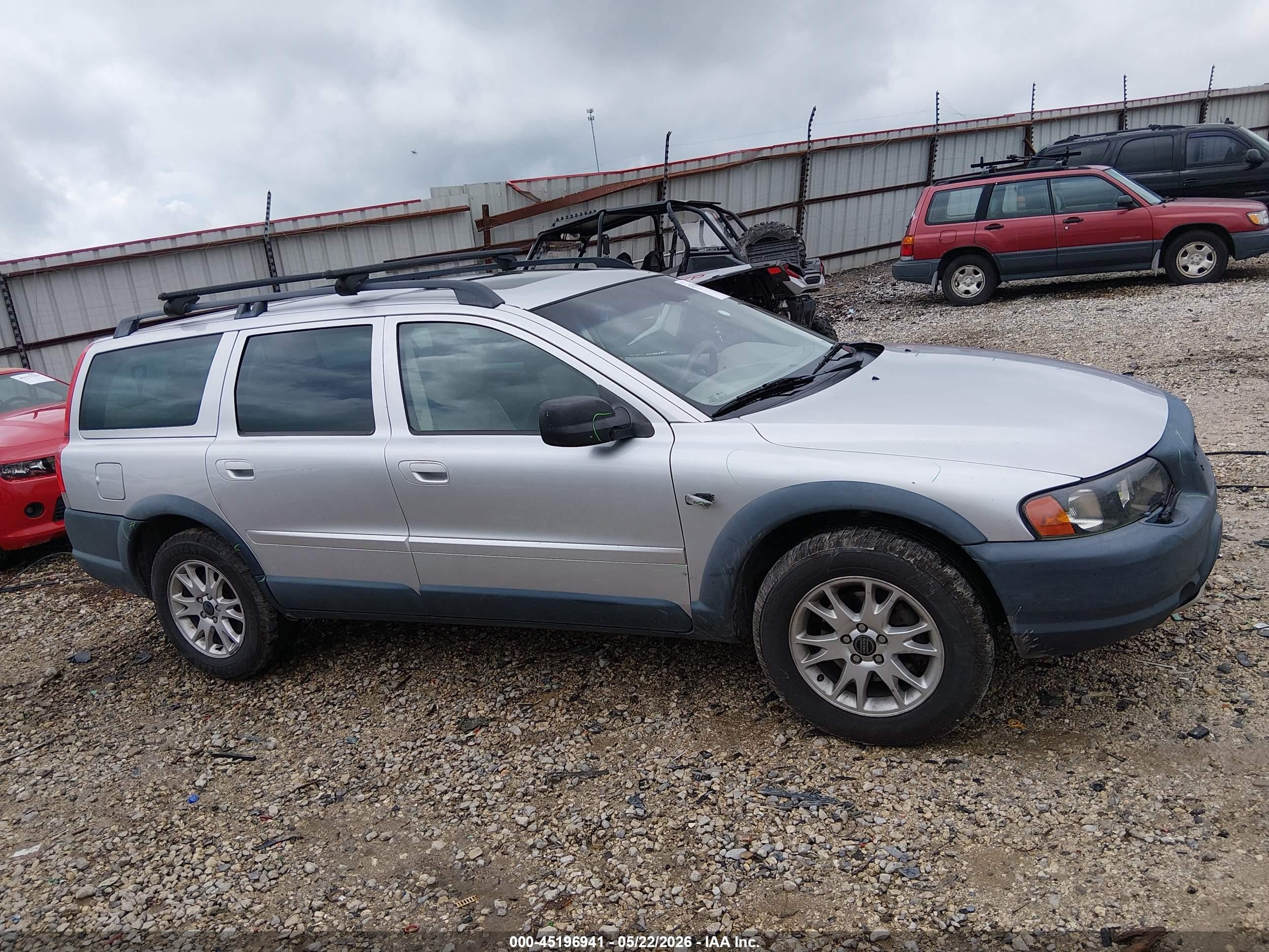 2004 Volvo Xc70 2.5t Silver vin: YV1SZ59H041142136