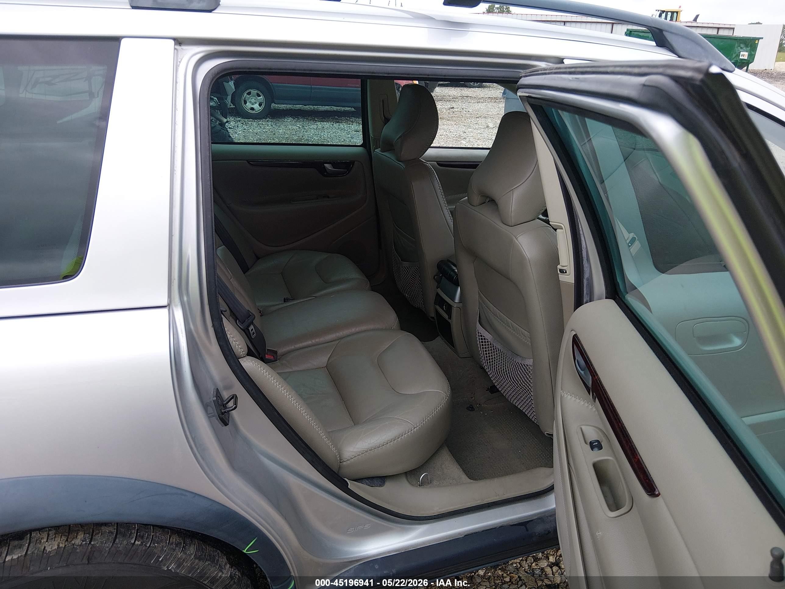 2004 Volvo Xc70 2.5t Silver vin: YV1SZ59H041142136