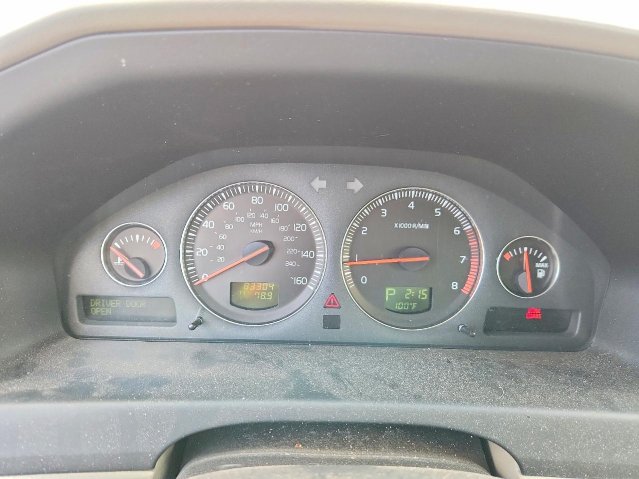 2004 Volvo Xc70 Tan vin: YV1SZ59H441137926