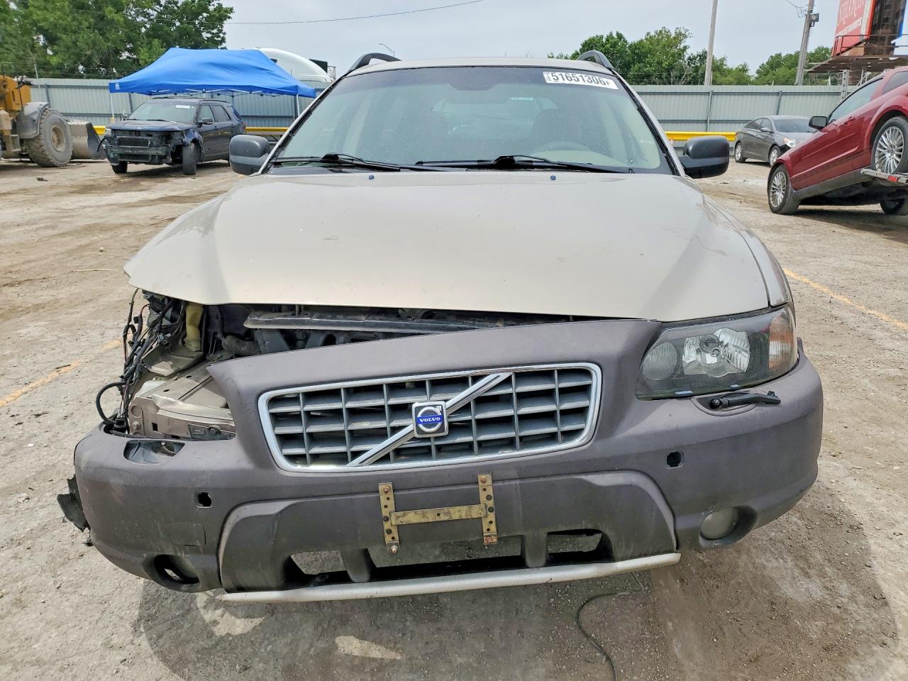 2004 Volvo Xc70 Gold vin: YV1SZ59H641137524