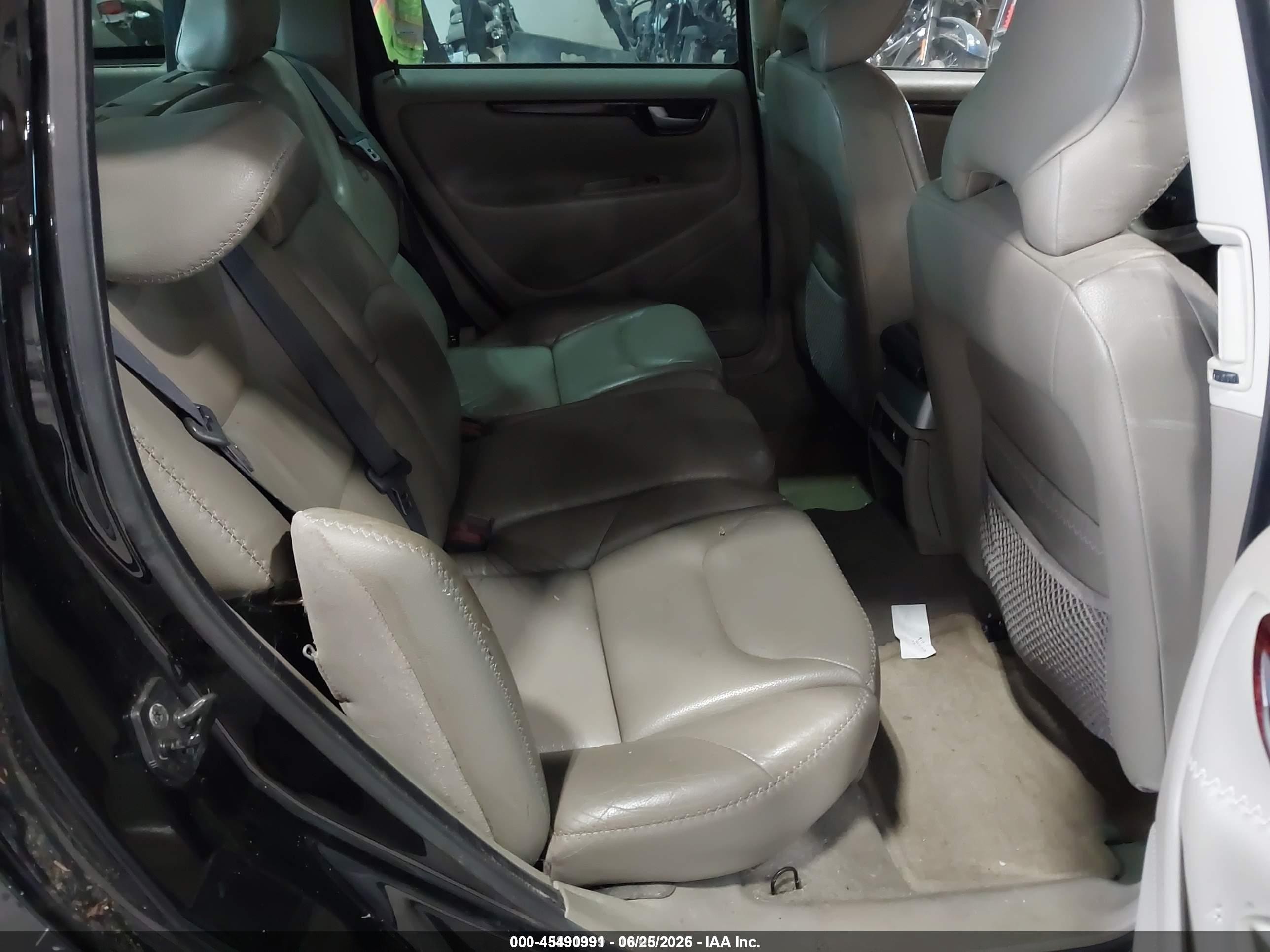 2004 Volvo Xc70 2.5t Черный vin: YV1SZ59H741140710