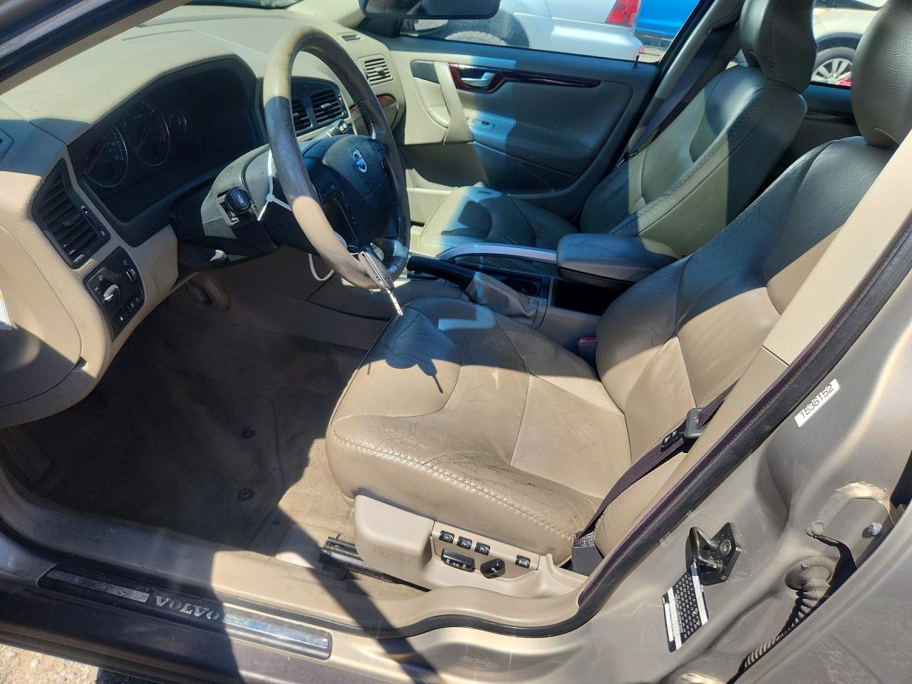 2004 Volvo Xc70 Серебряный vin: YV1SZ59H741147219