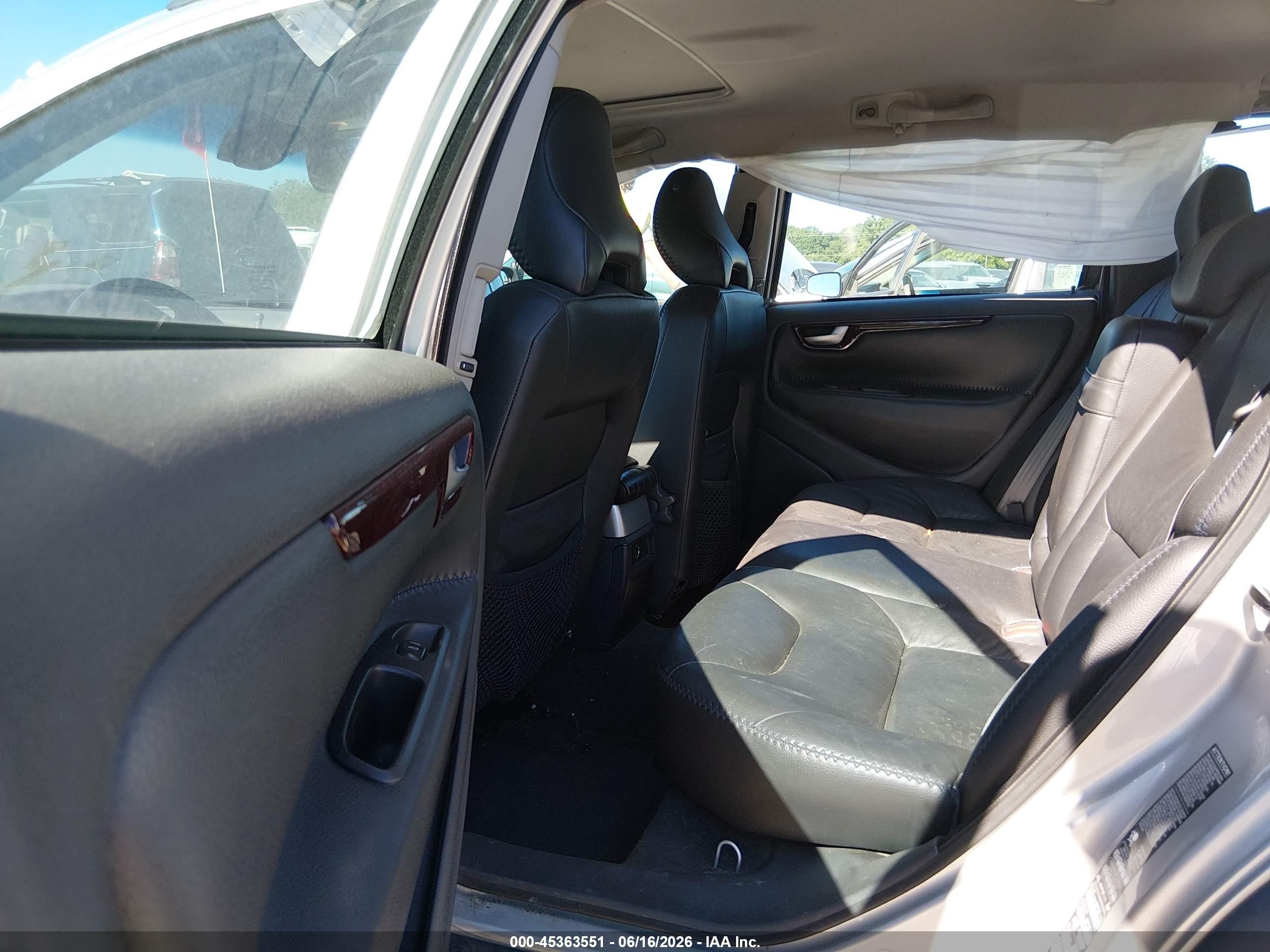 2004 Volvo Xc70 2.5t Silver vin: YV1SZ59H741160309