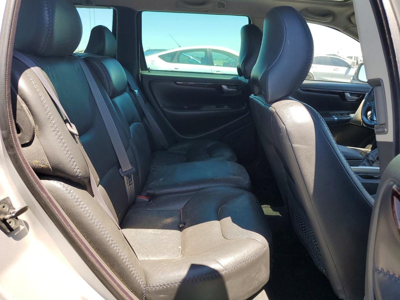 2003 Volvo Xc70 Silver vin: YV1SZ59H831102515