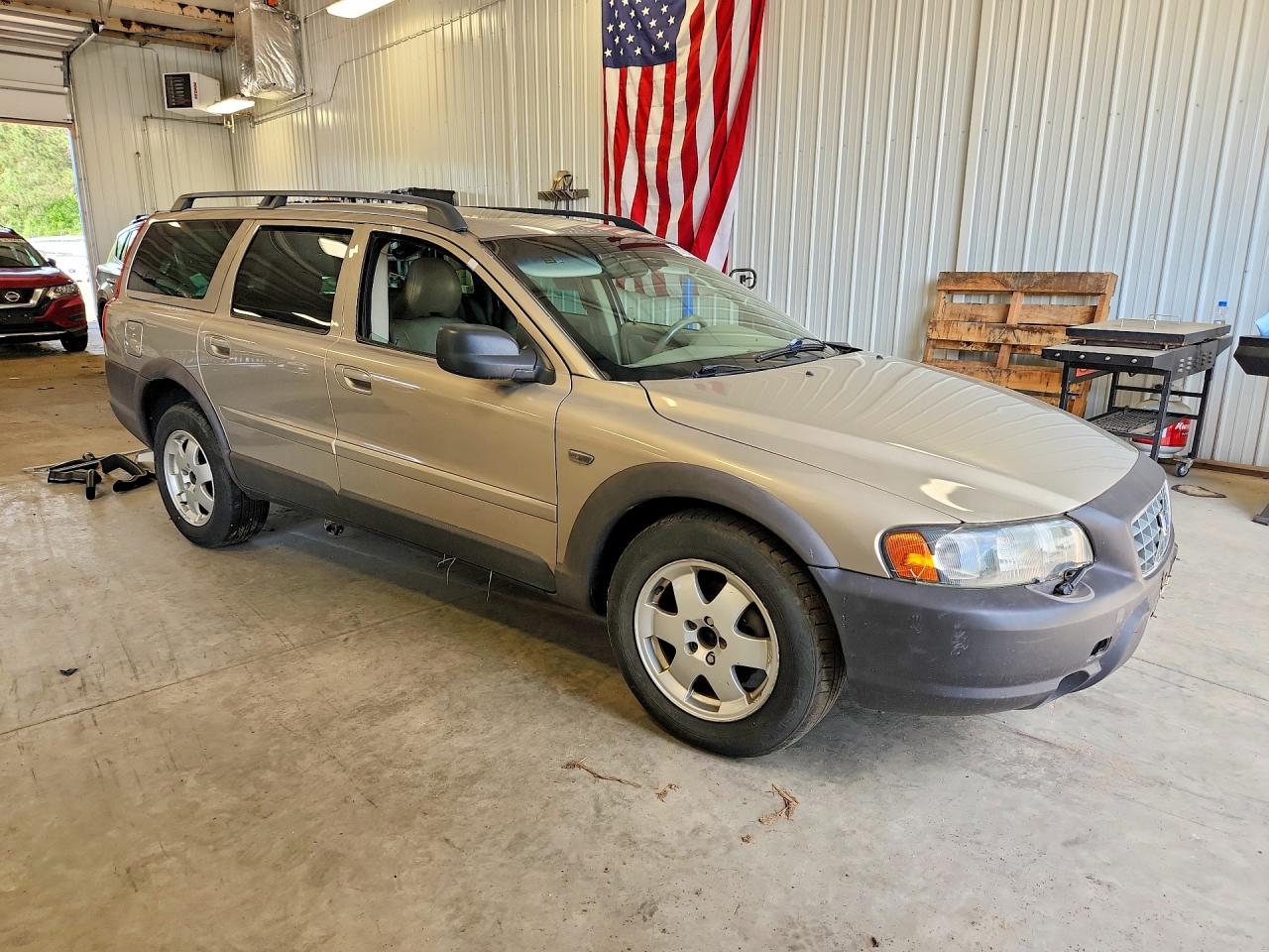 2004 Volvo Xc70 Tan vin: YV1SZ59H841136424