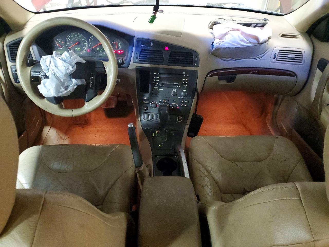 2004 Volvo Xc70 Red vin: YV1SZ59H841138240
