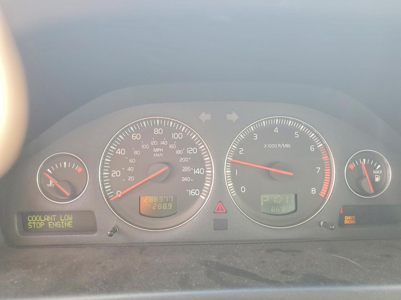 2004 Volvo Xc70 Silver vin: YV1SZ59H841159217