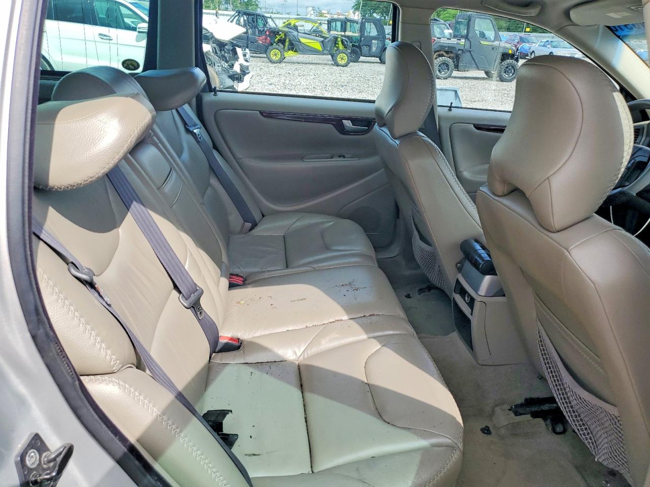 2004 Volvo Xc70 Silver vin: YV1SZ59H841159217
