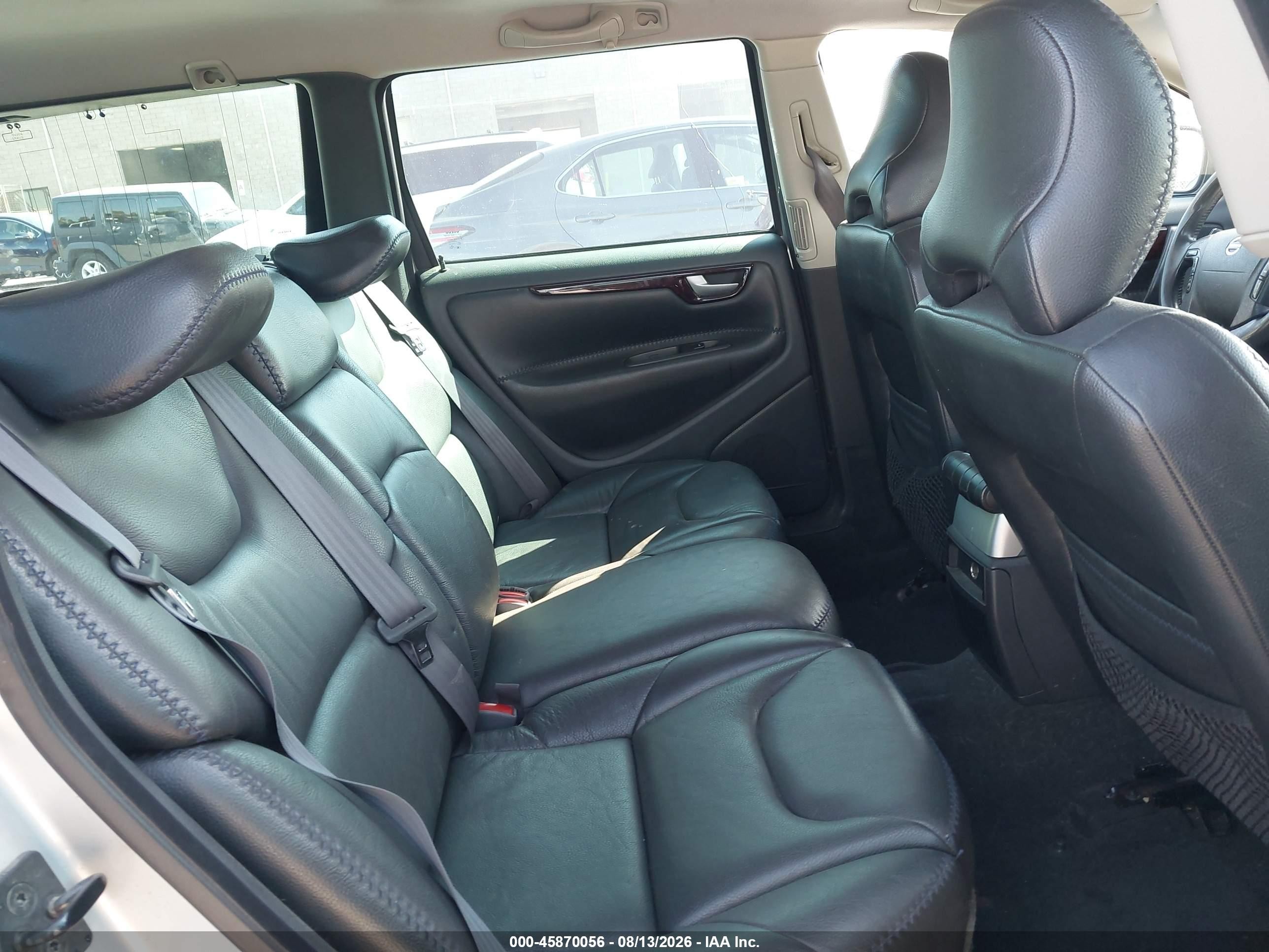 2004 Volvo Xc70 2.5t Silver vin: YV1SZ59HX41137347