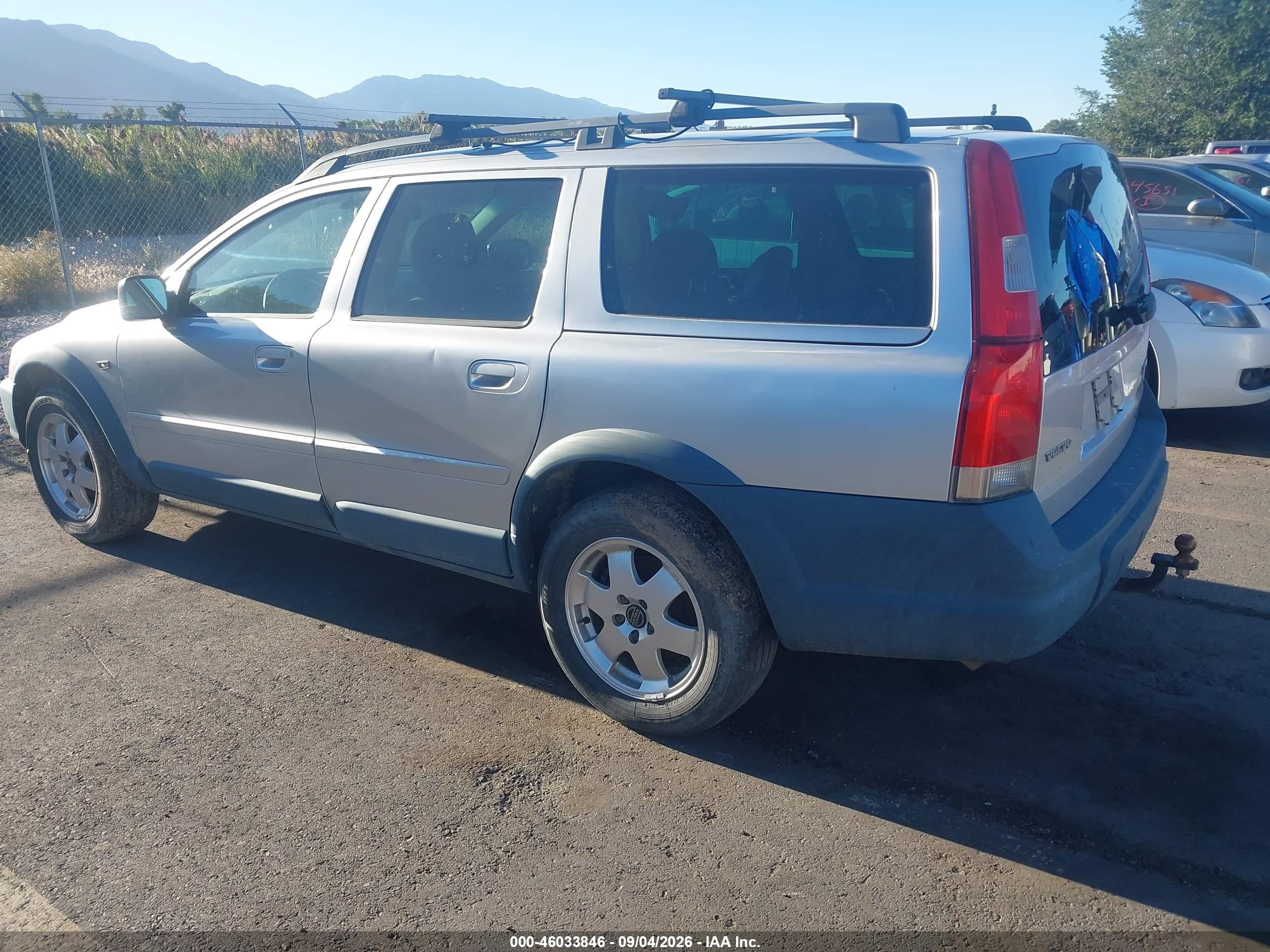 2004 Volvo Xc70 2.5t Silver vin: YV1SZ59HX41148199