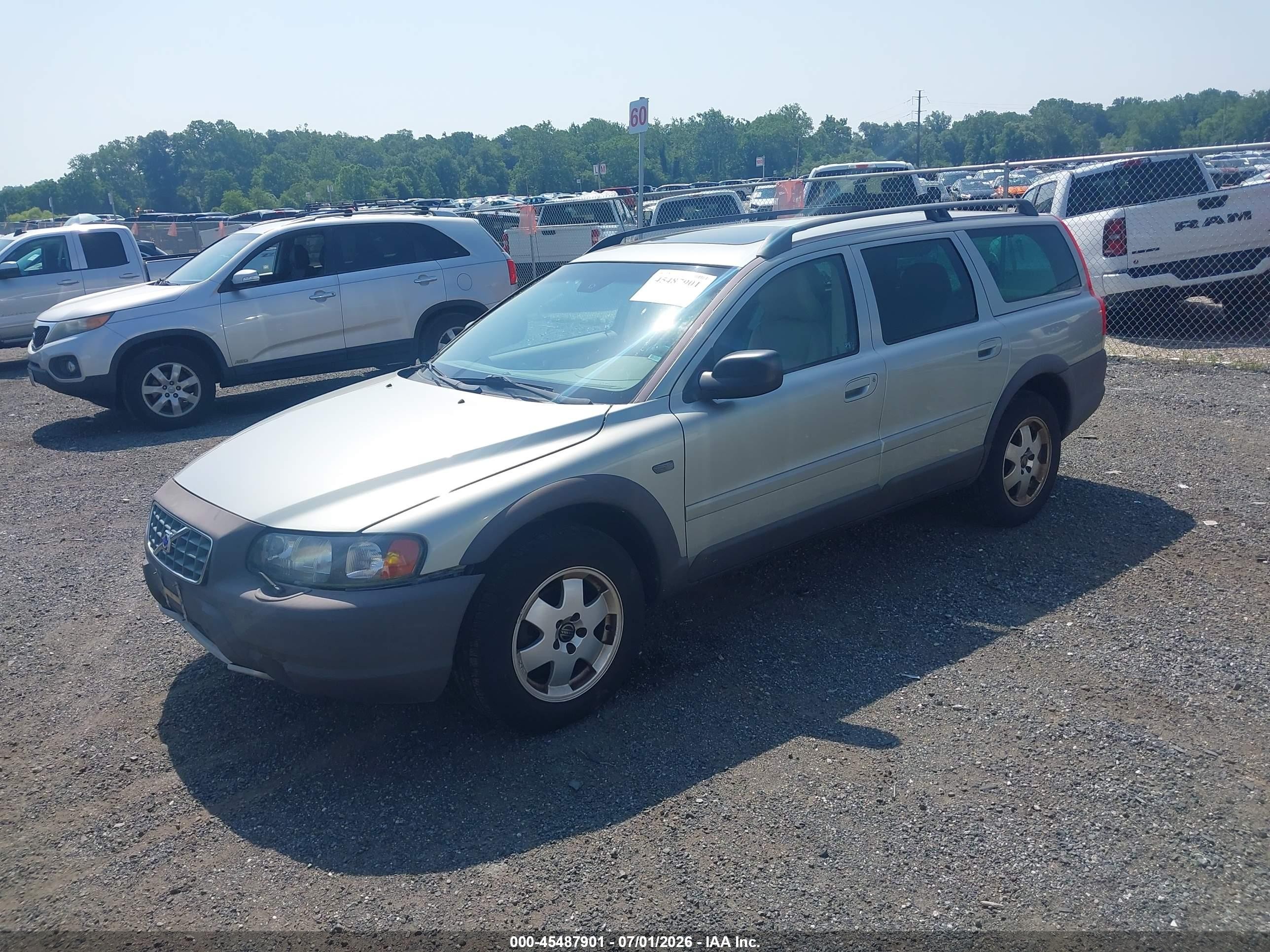 2004 Volvo Xc70 2.5t Silver vin: YV1SZ59HX41161129