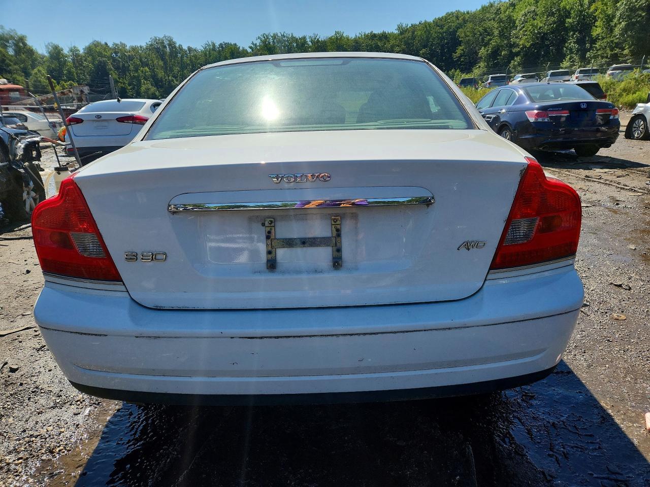 2005 Volvo S80 2.5t White vin: YV1TH592051411711