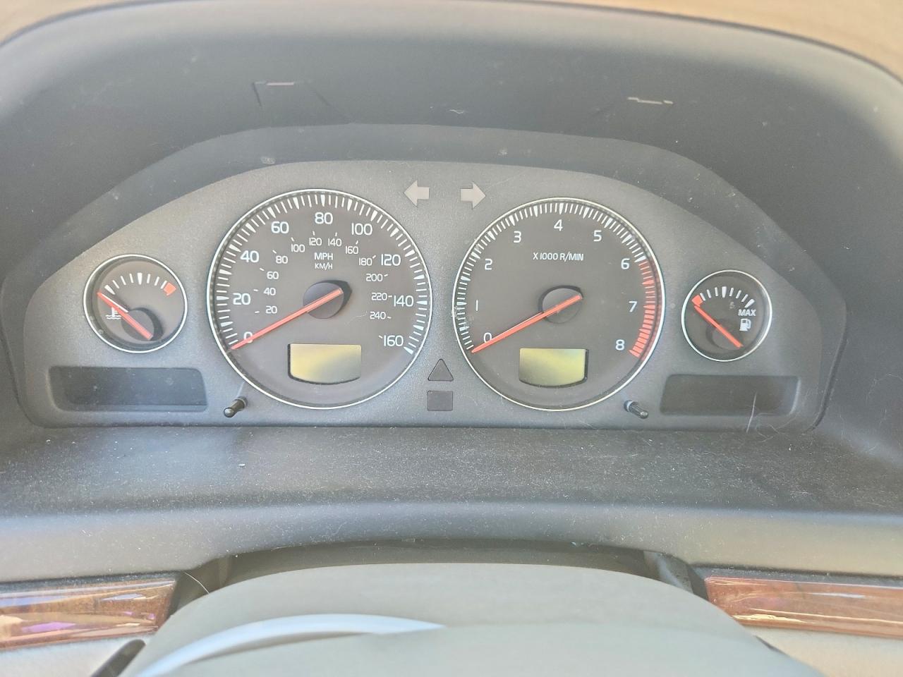 2005 Volvo S80 2.5t White vin: YV1TH592051411711