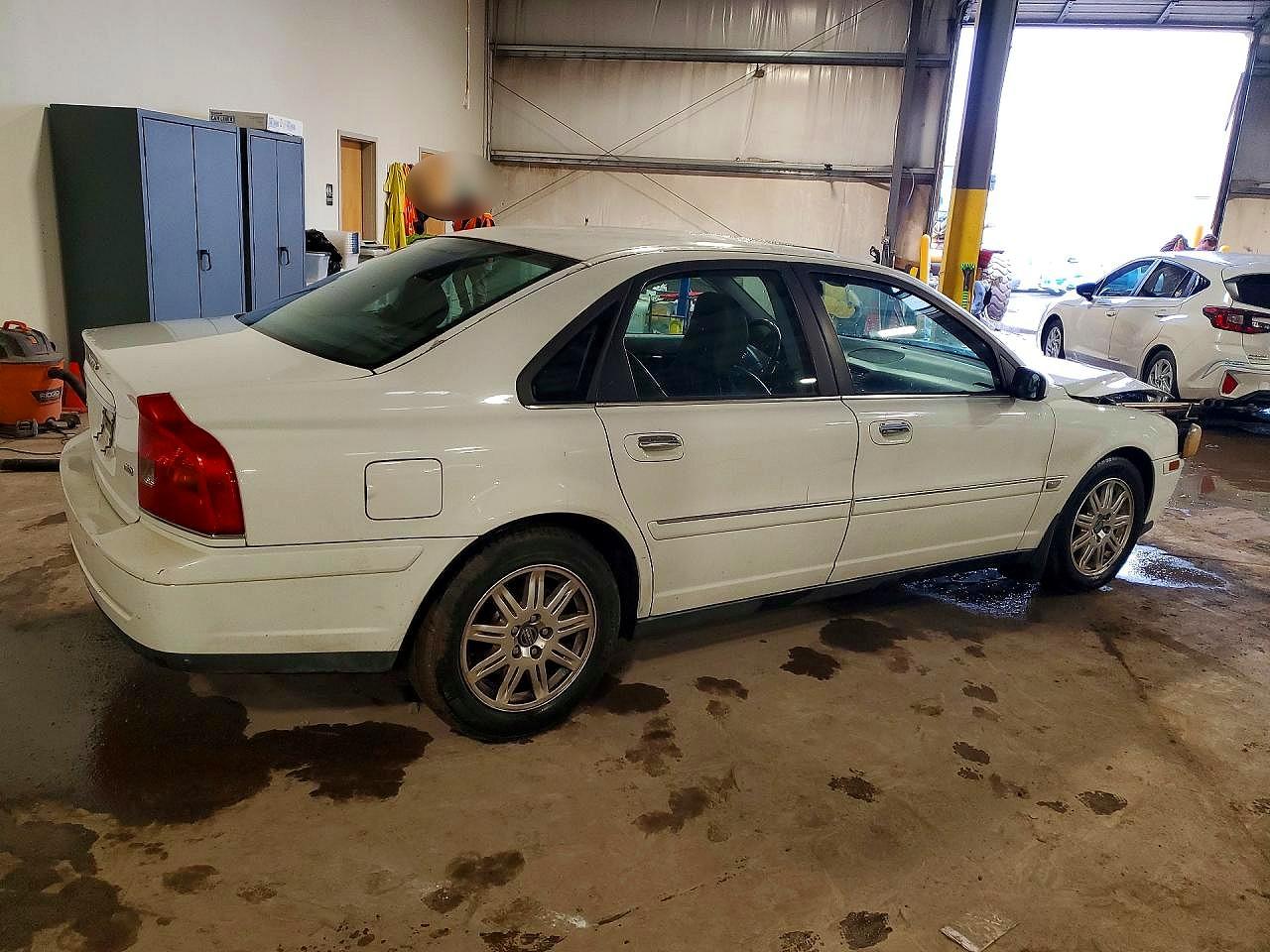 2005 Volvo S80 2.5t White vin: YV1TH592951405051